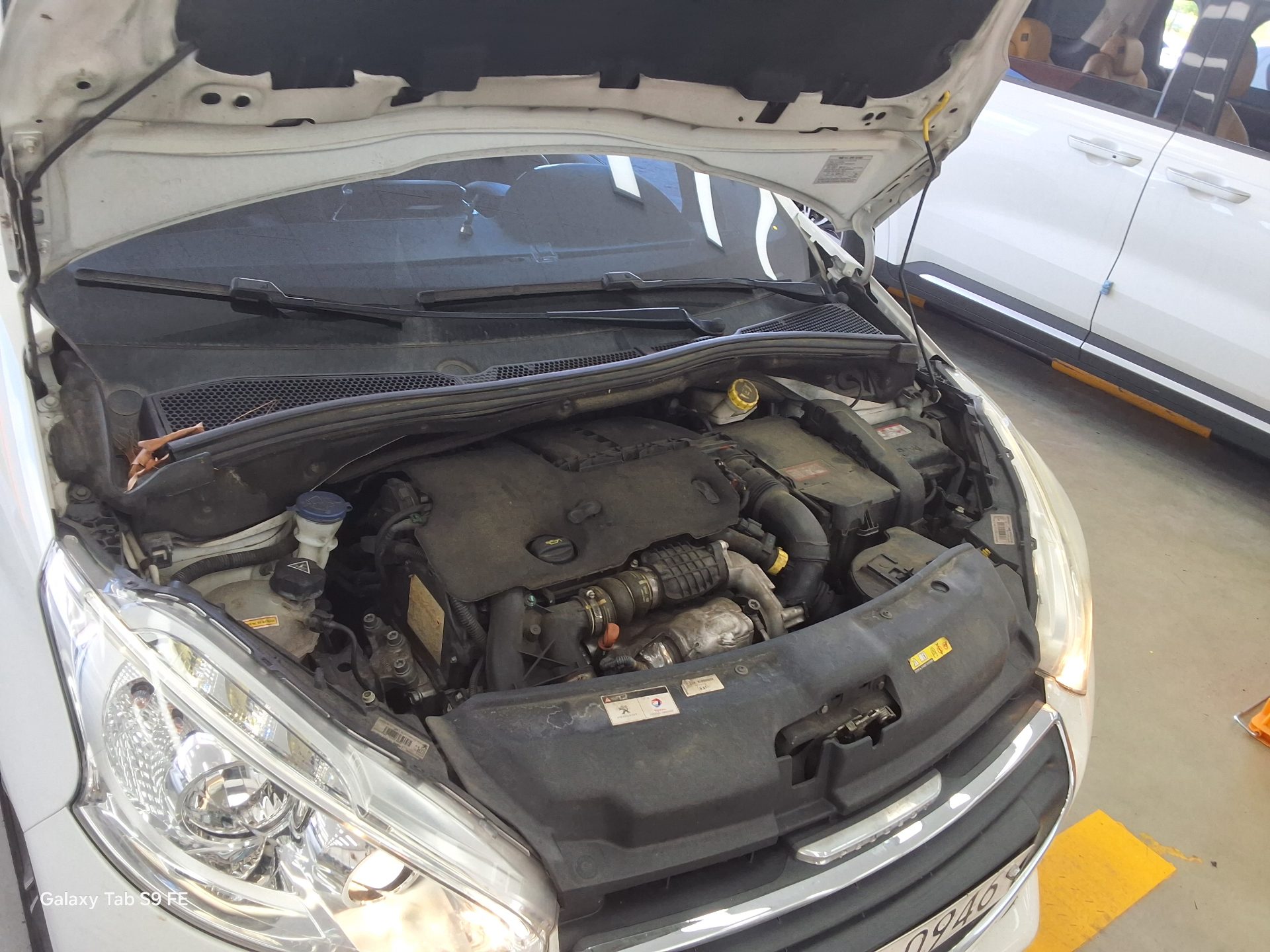 2016 - peugeot 208