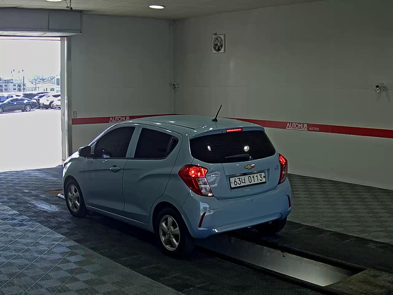 2016 - chevrolet spark