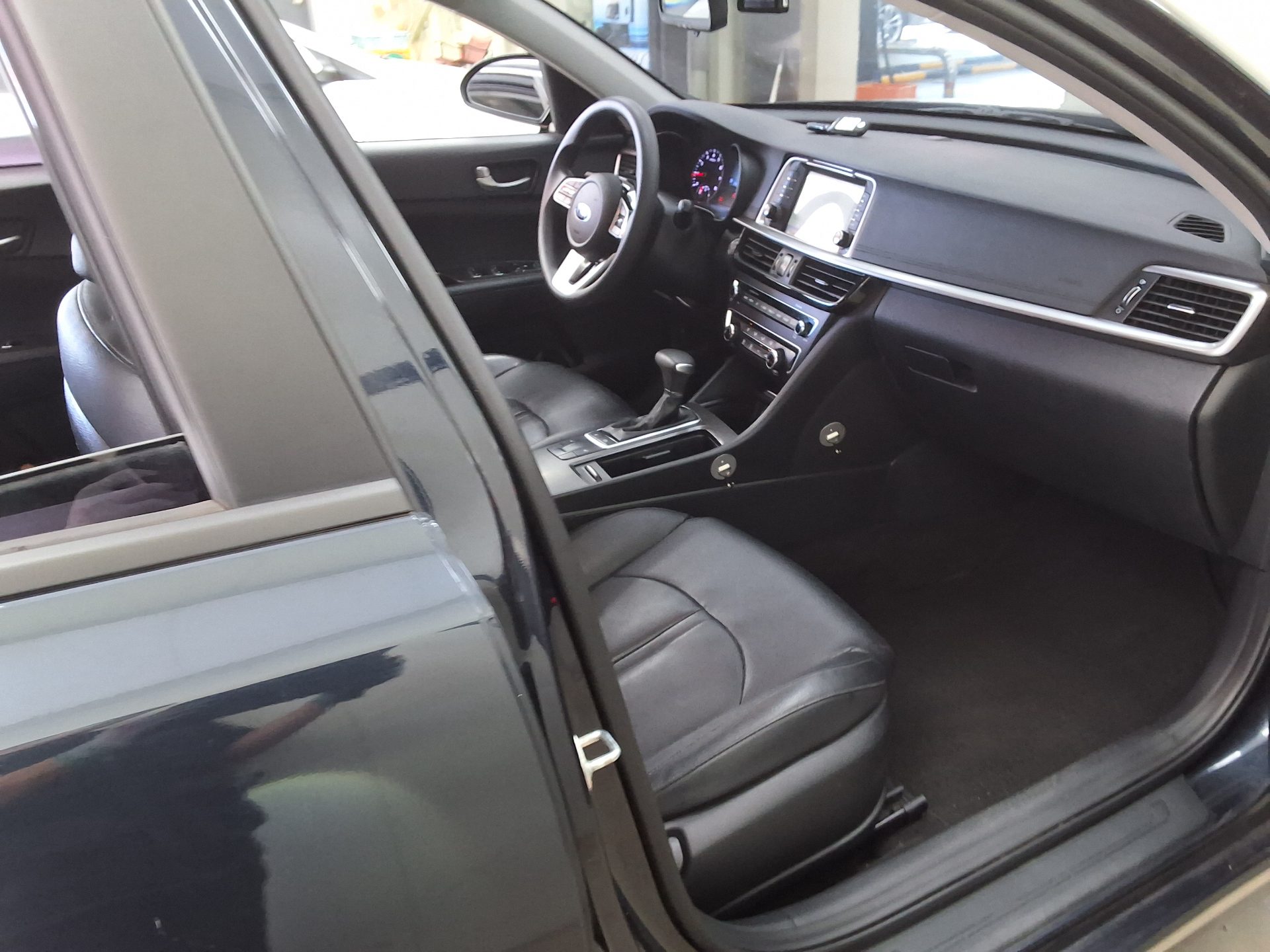 2020 - kia k5