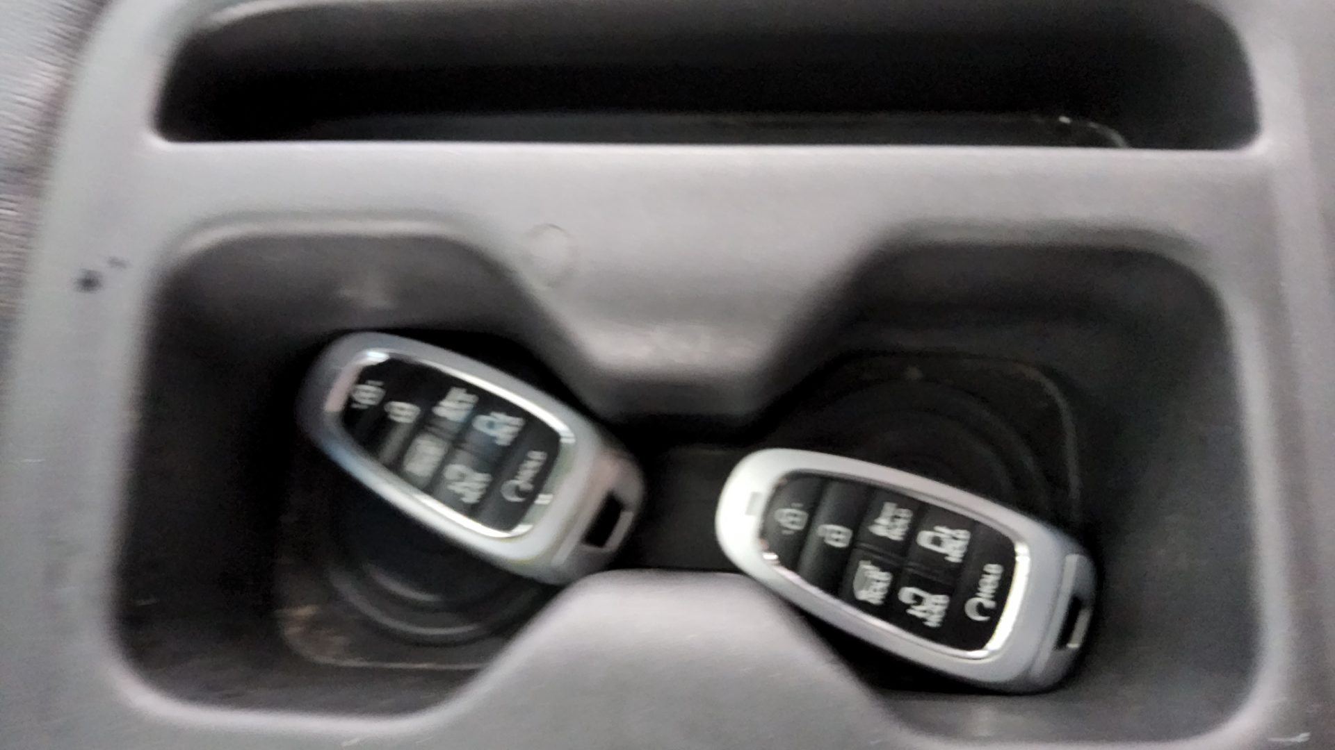 2022 - hyundai staria