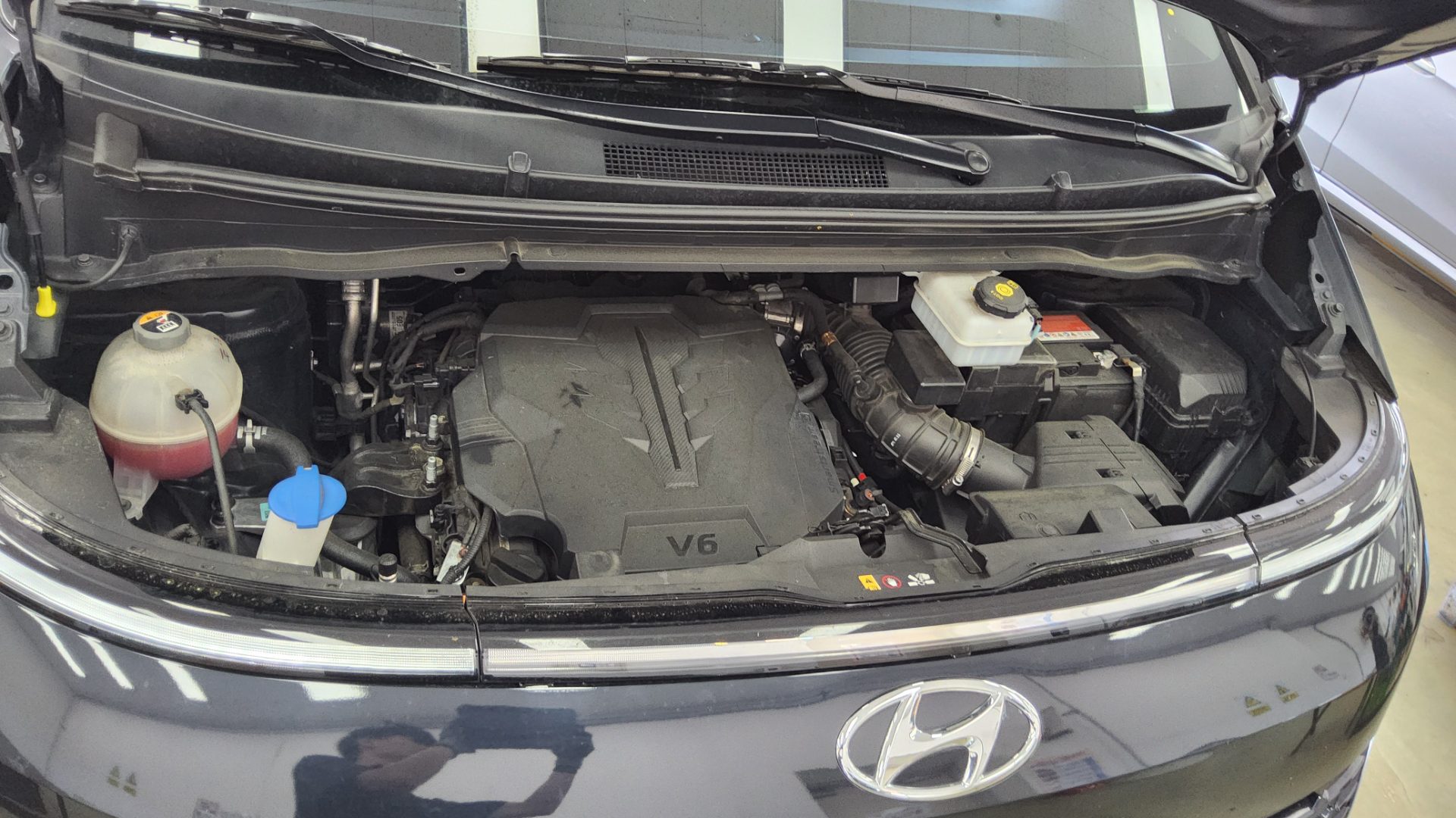 2022 - hyundai staria