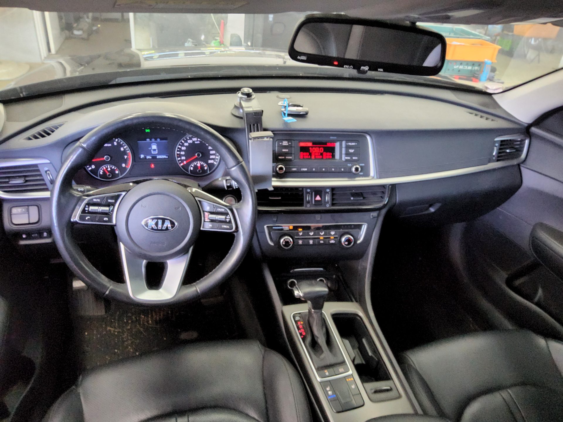2020 - kia k5