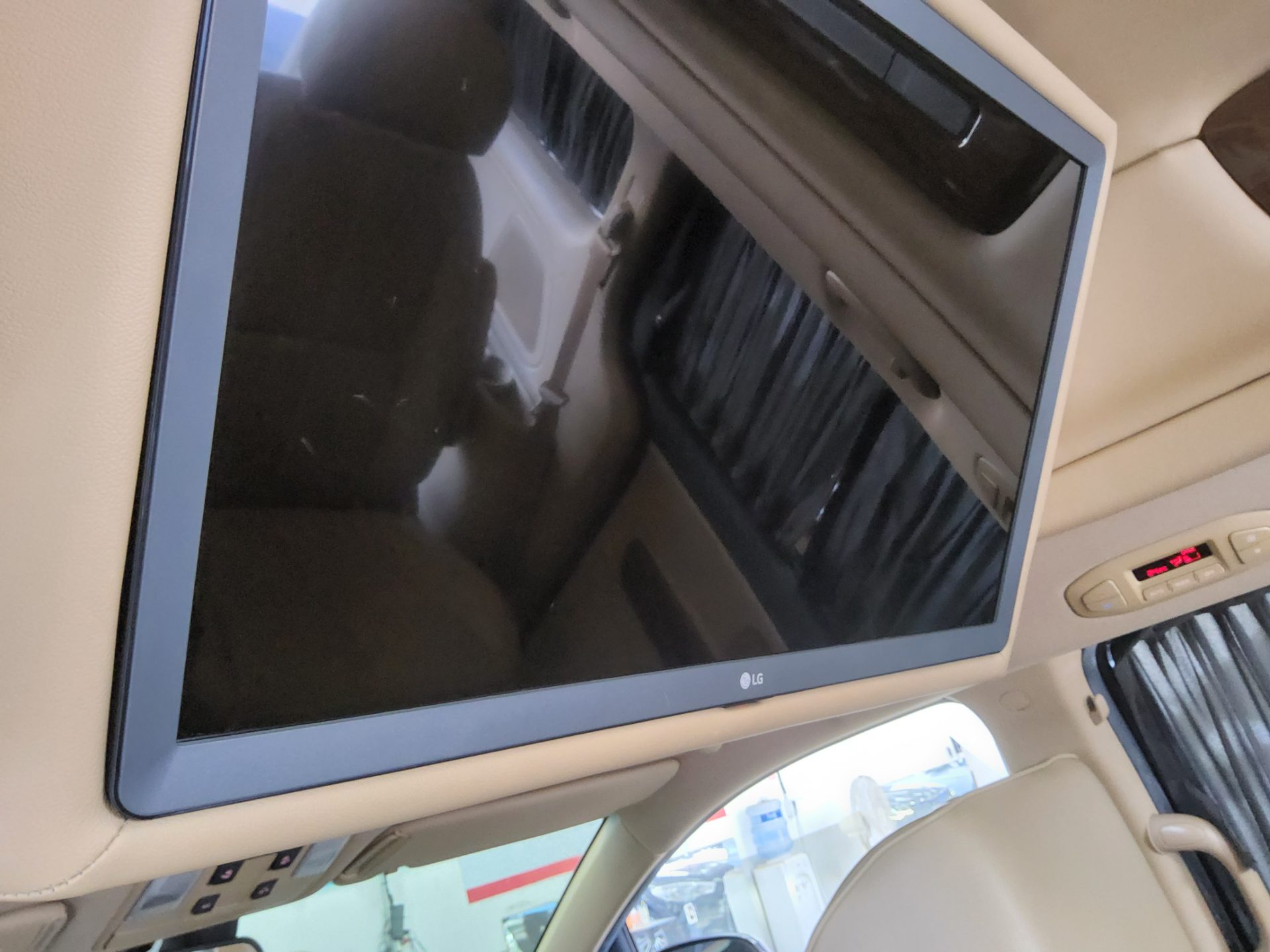 2018 - kia carnival