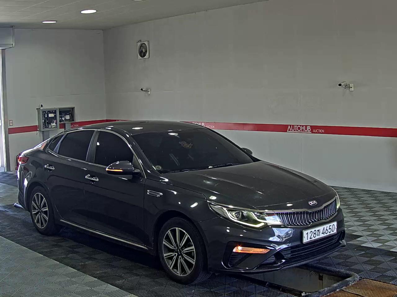 2020 - kia k5