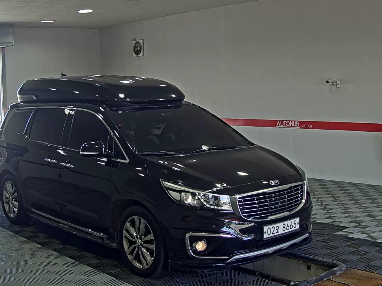 2018 - kia carnival
