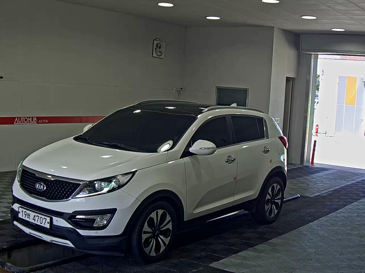 KIA SPORTAGE R