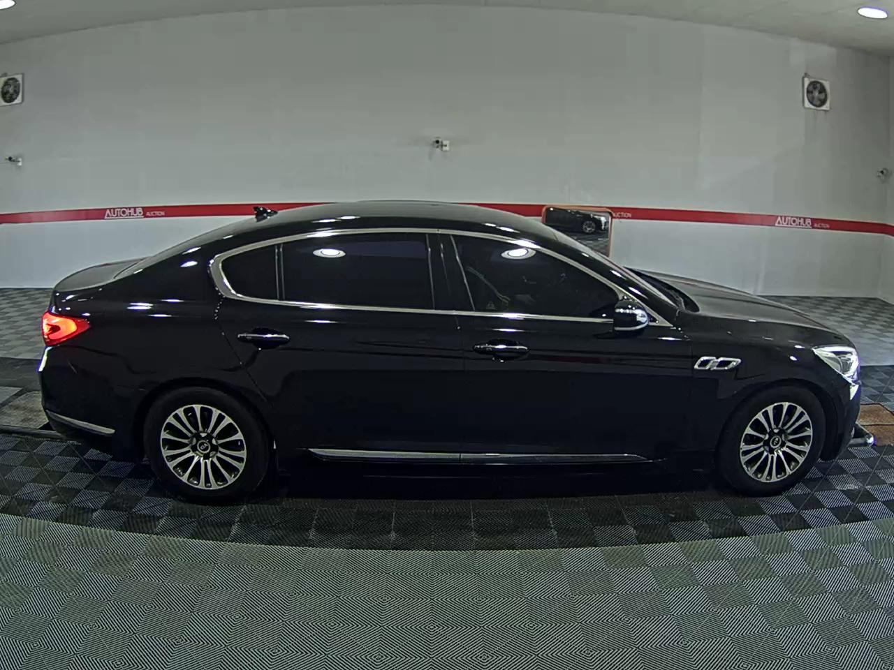 2013 - kia k9