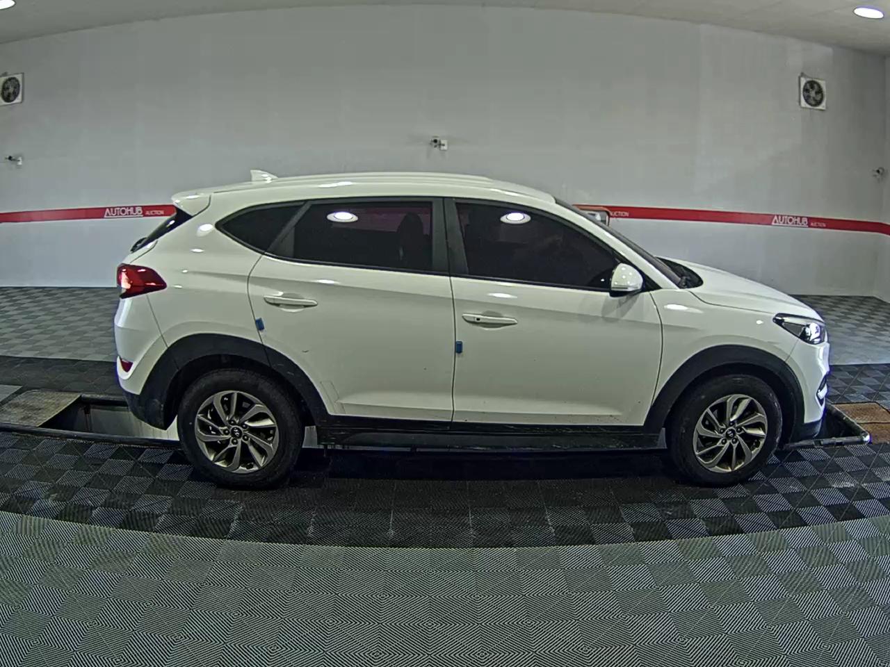 2017 - hyundai tucson