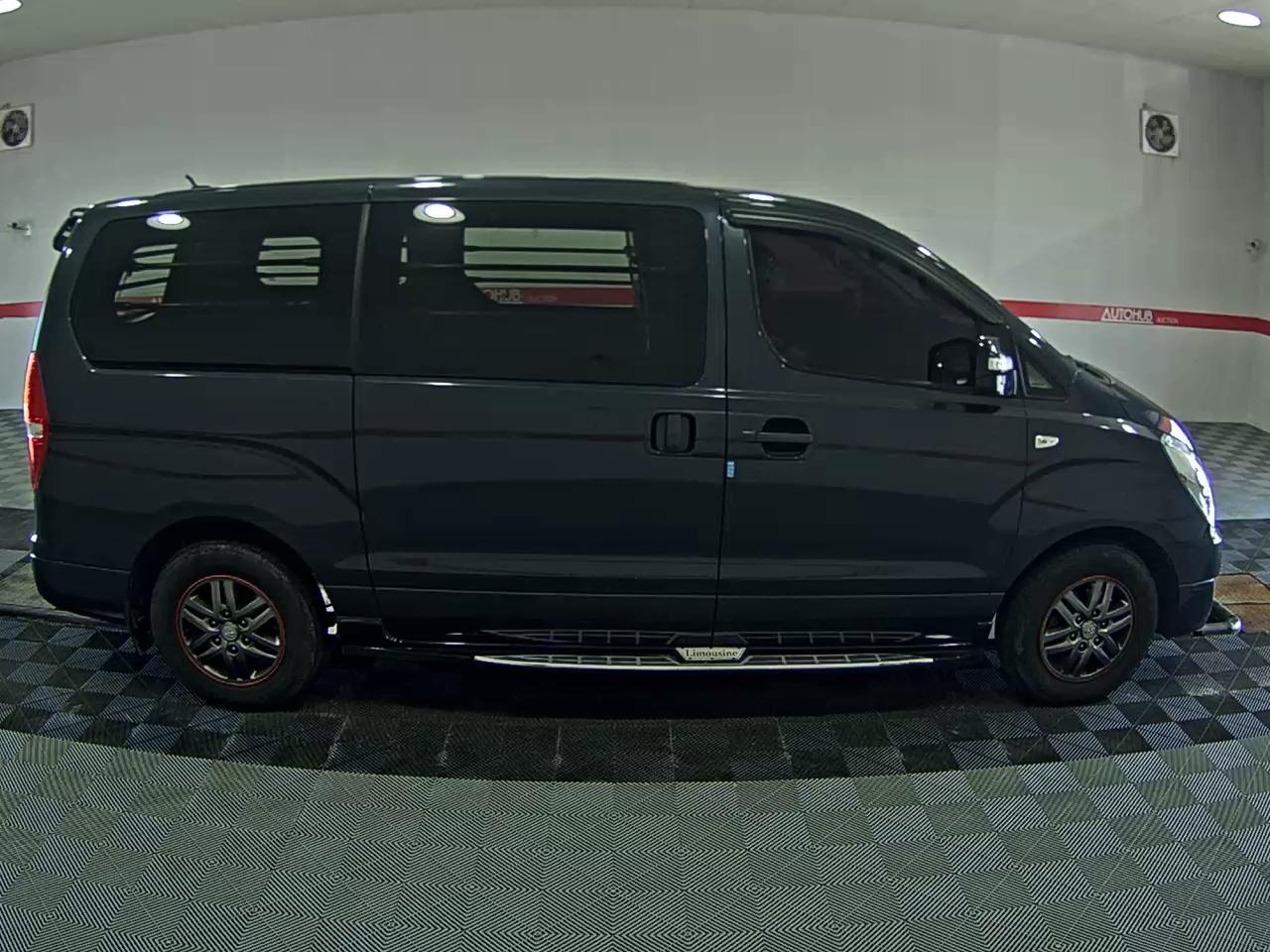 2017 - hyundai grand starex