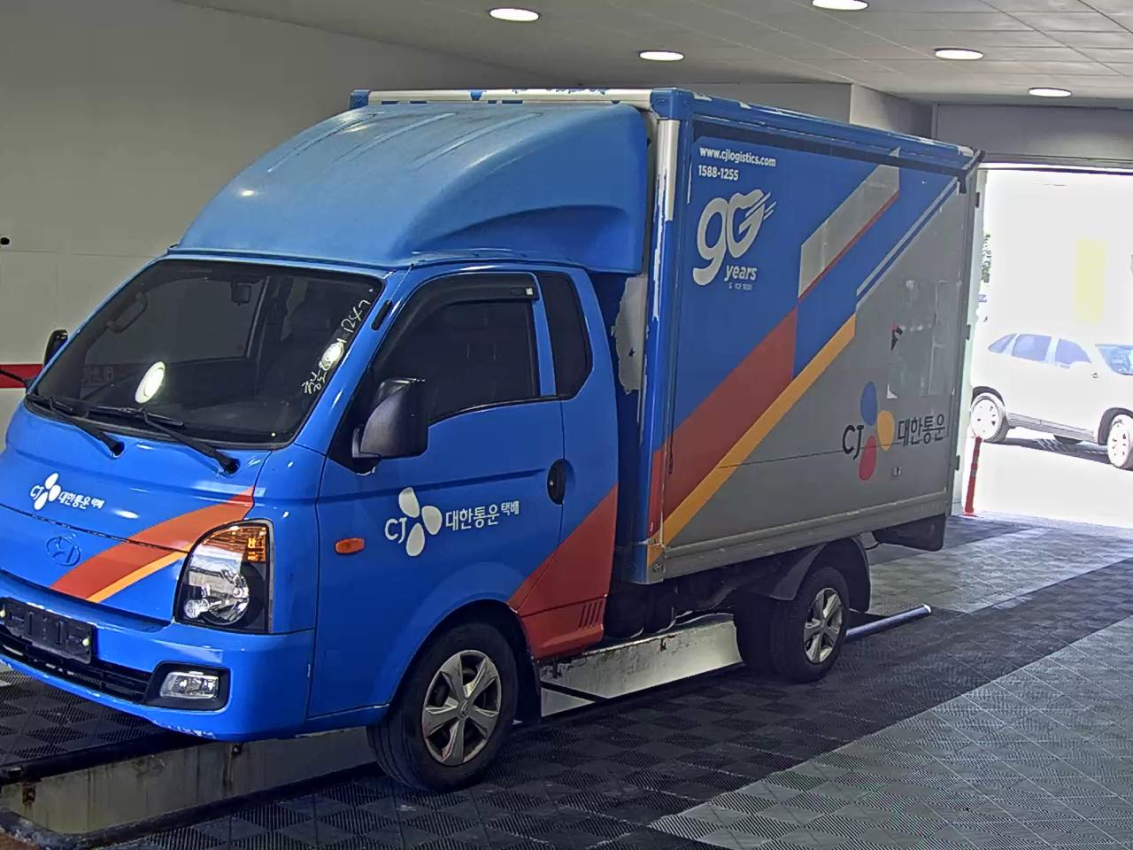 2013 - hyundai porter