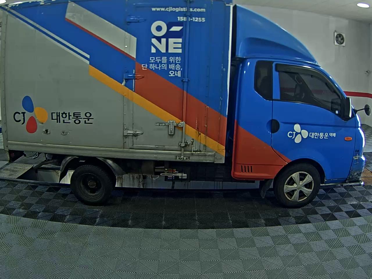 2013 - hyundai porter