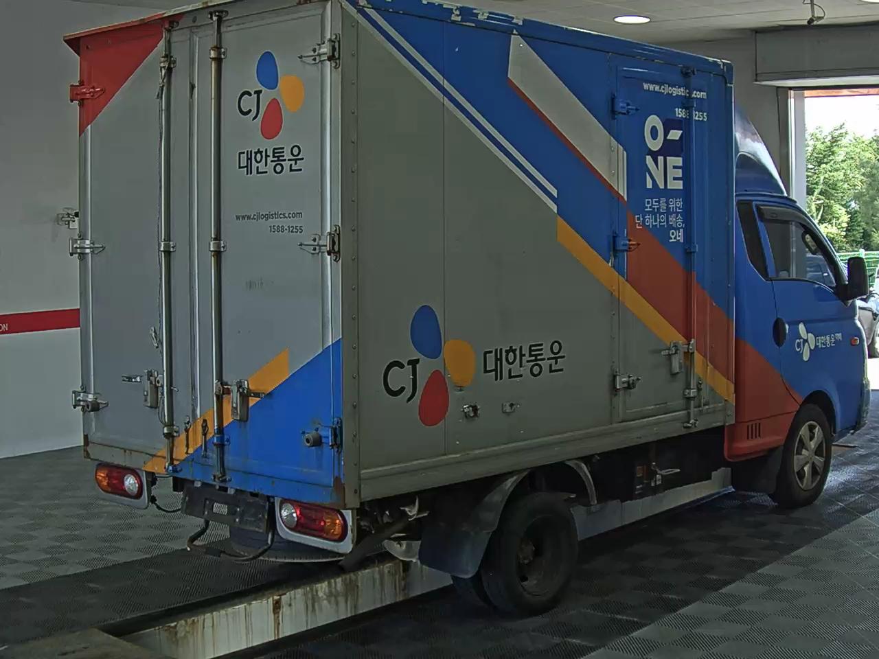 2013 - hyundai porter