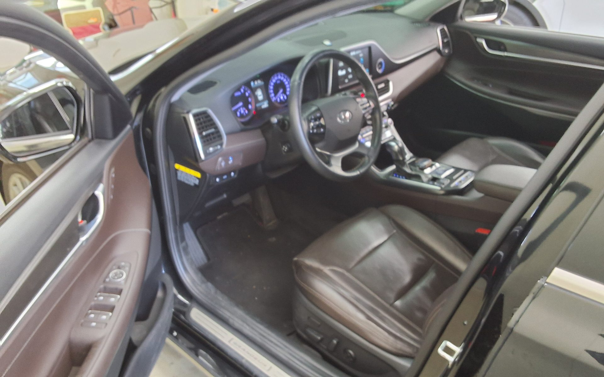 2018 - hyundai grandeur