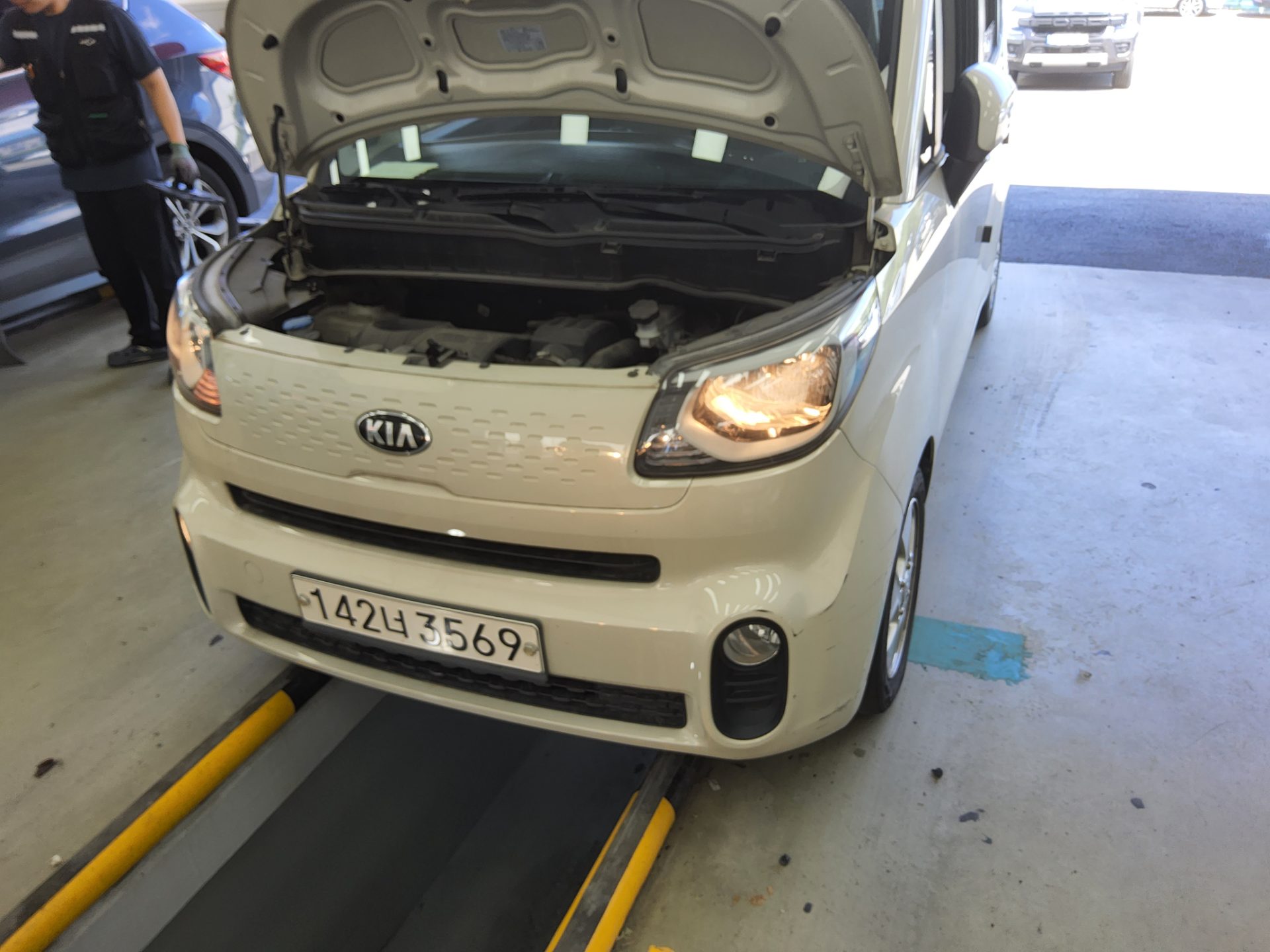 2019 - kia ray