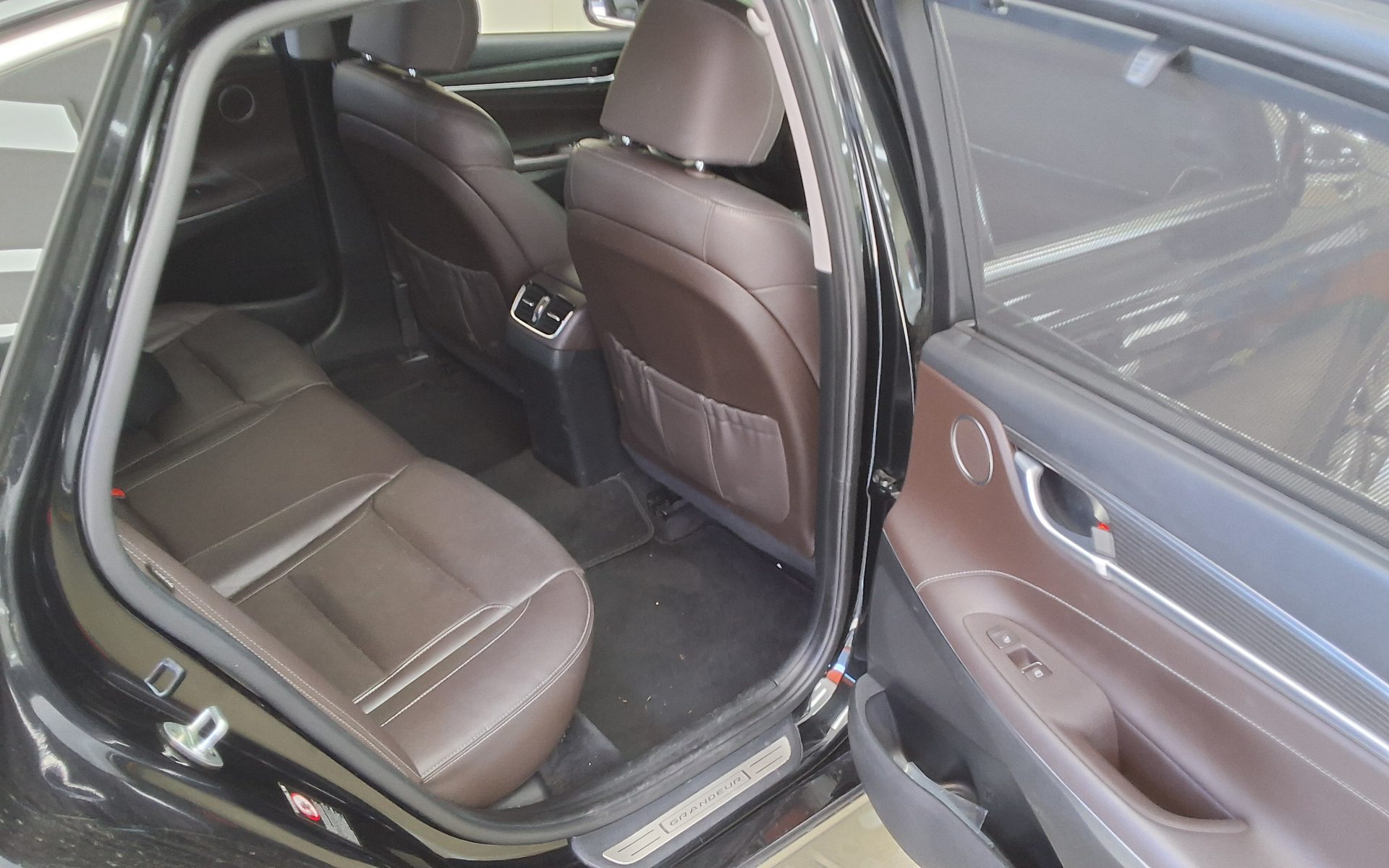 2018 - hyundai grandeur