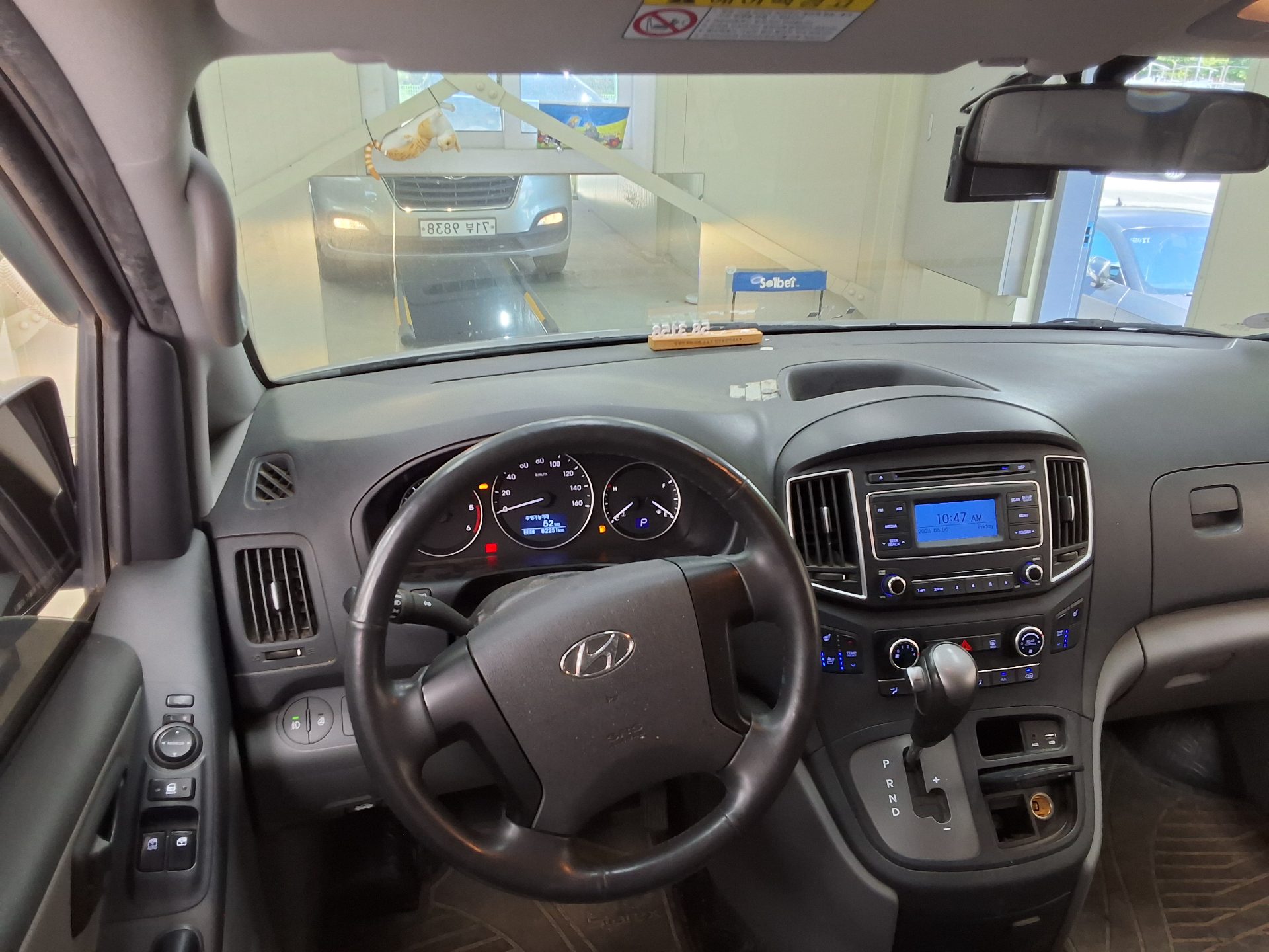 2019 - hyundai grand starex