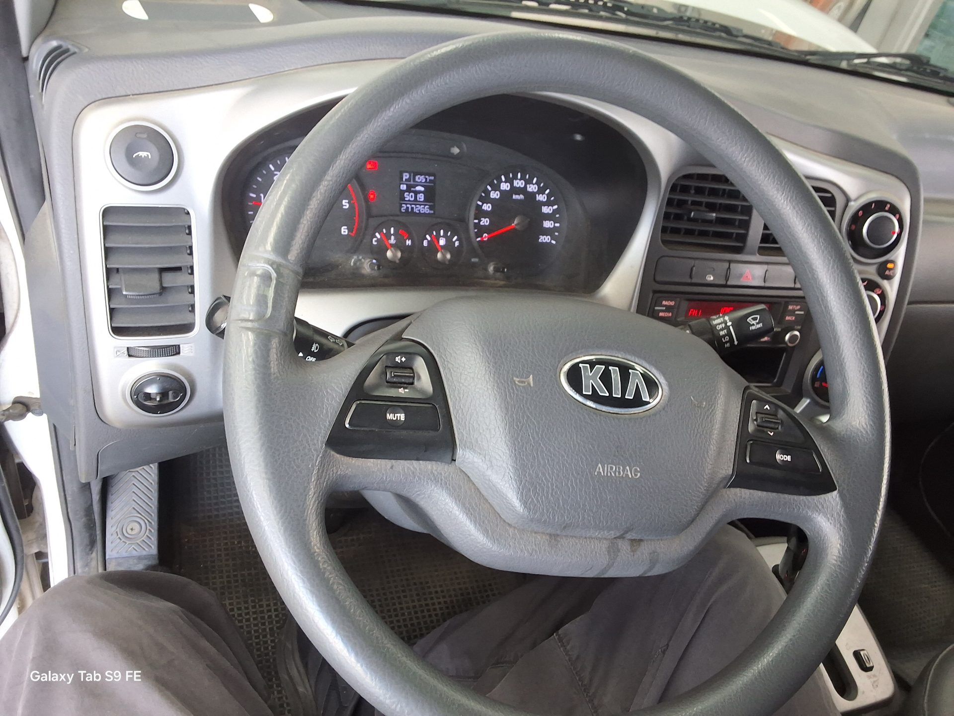 2017 - kia bongo