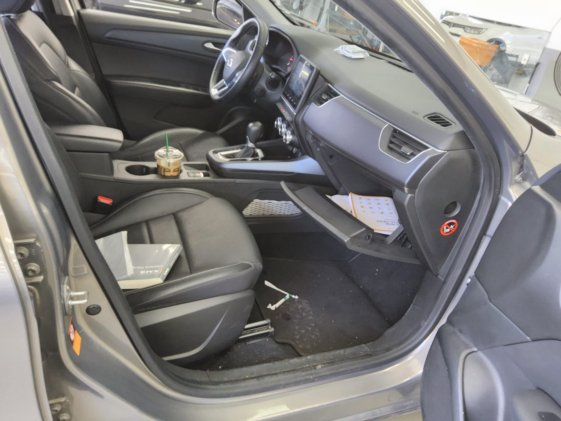 2021 - renault xm3