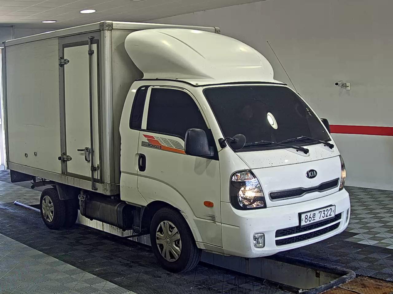 2017 - kia bongo