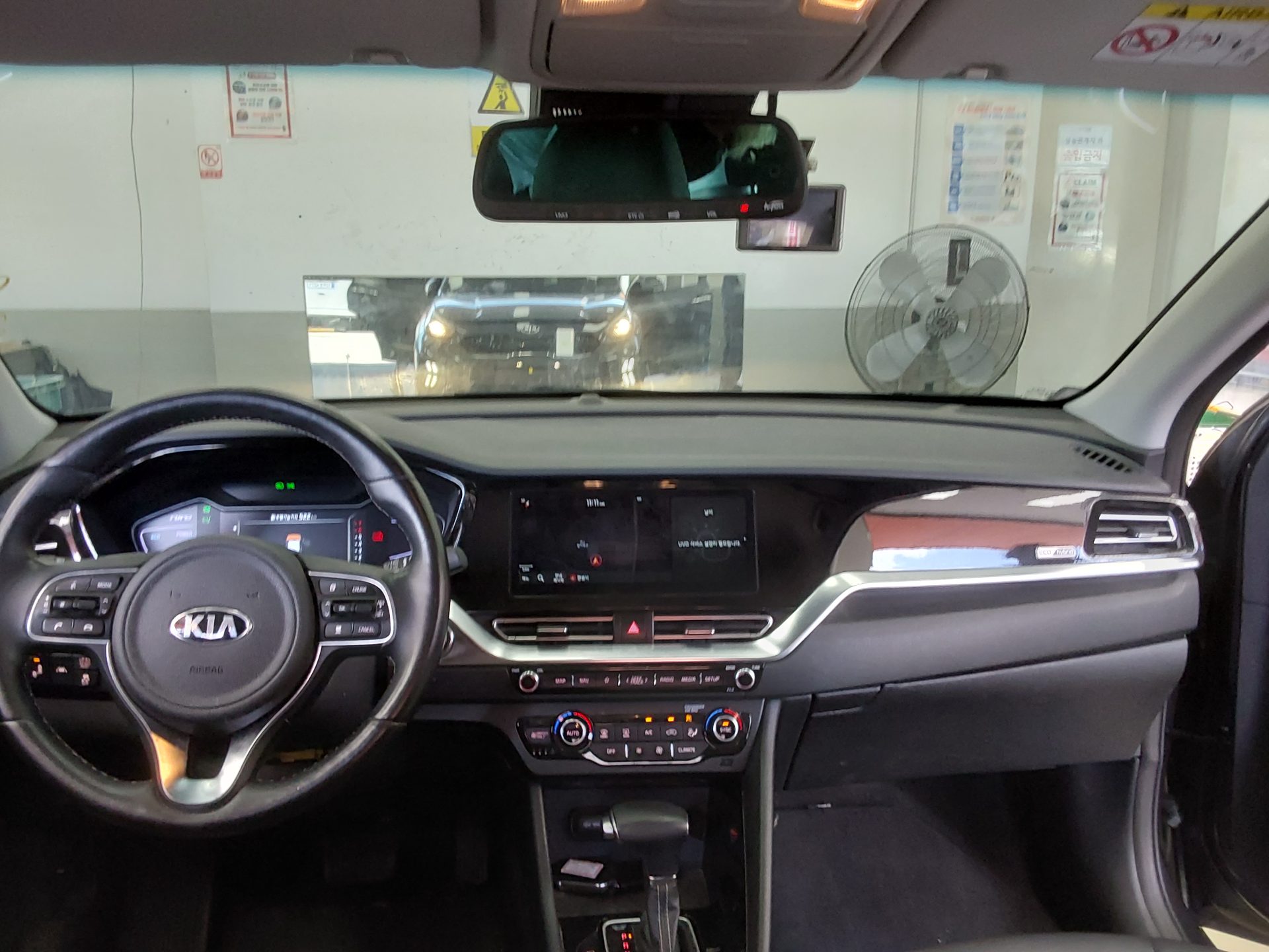 2021 - kia niro