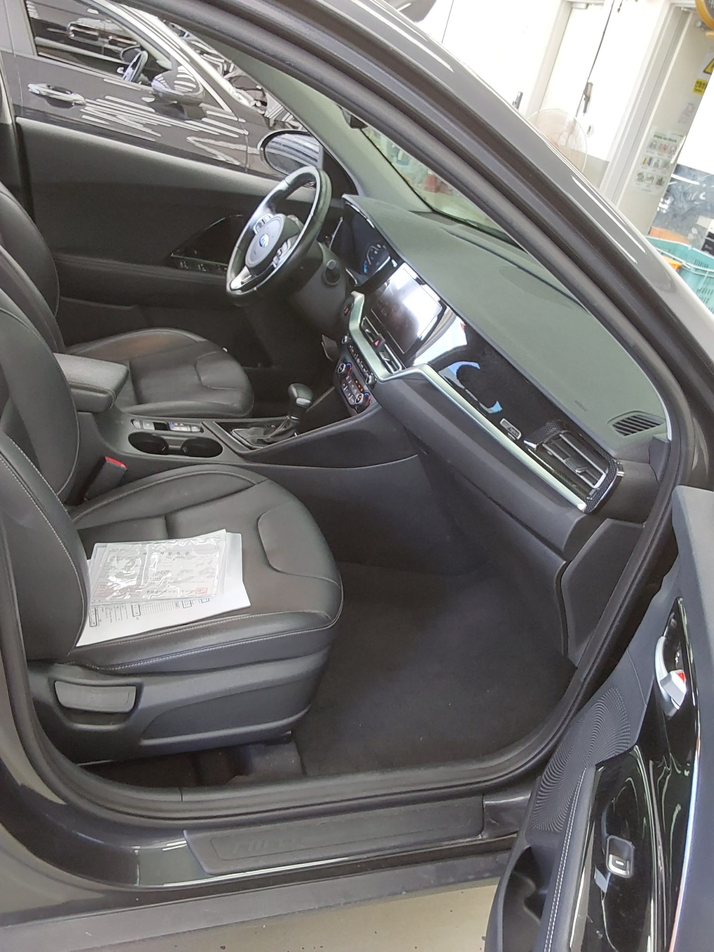 2021 - kia niro