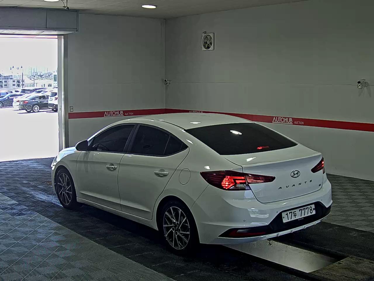 2020 - hyundai avante