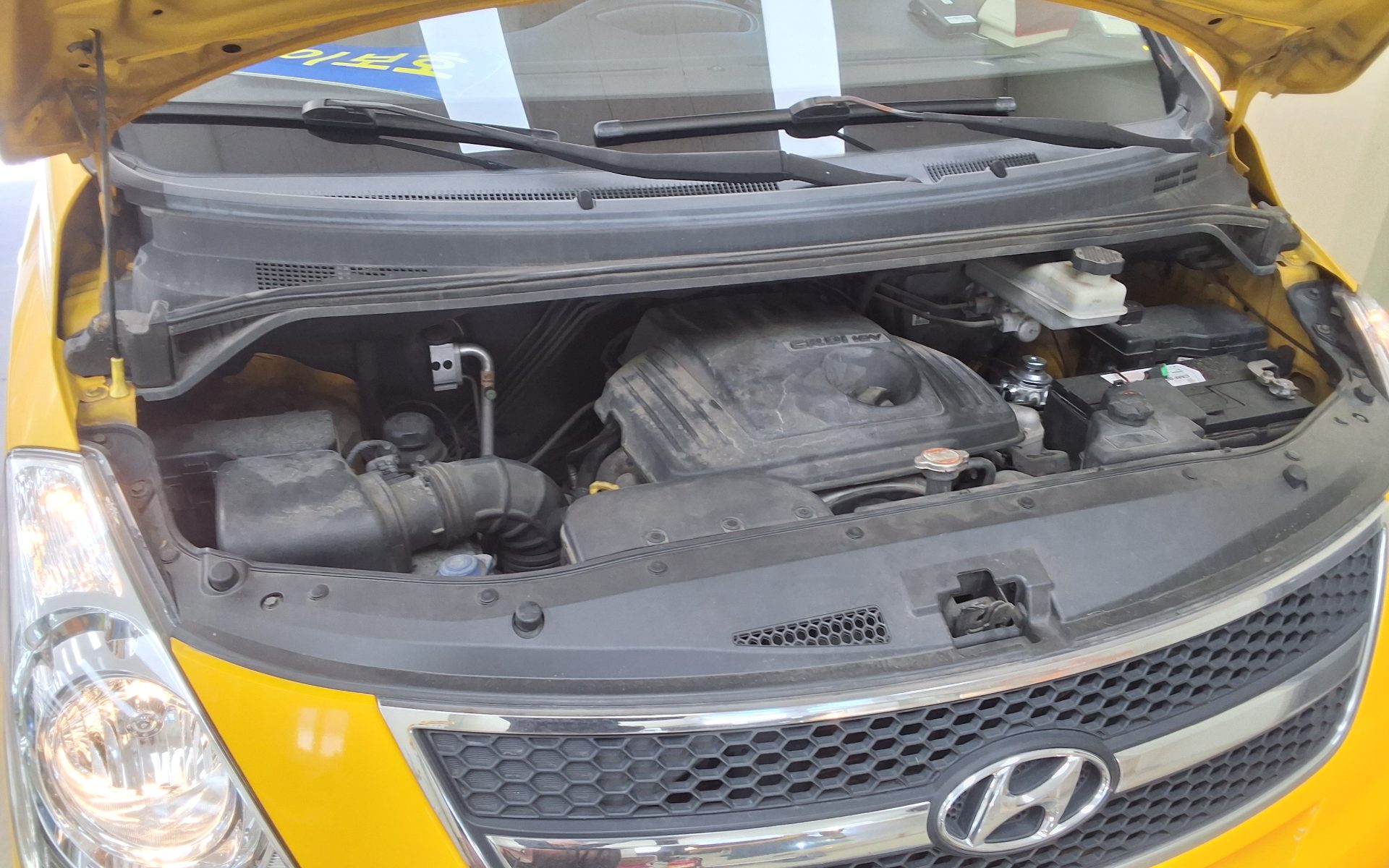 2009 - hyundai grand starex