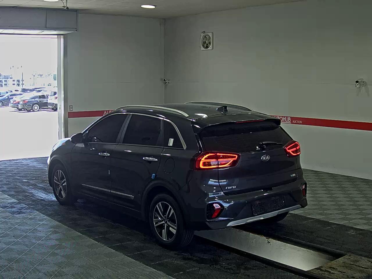2021 - kia niro