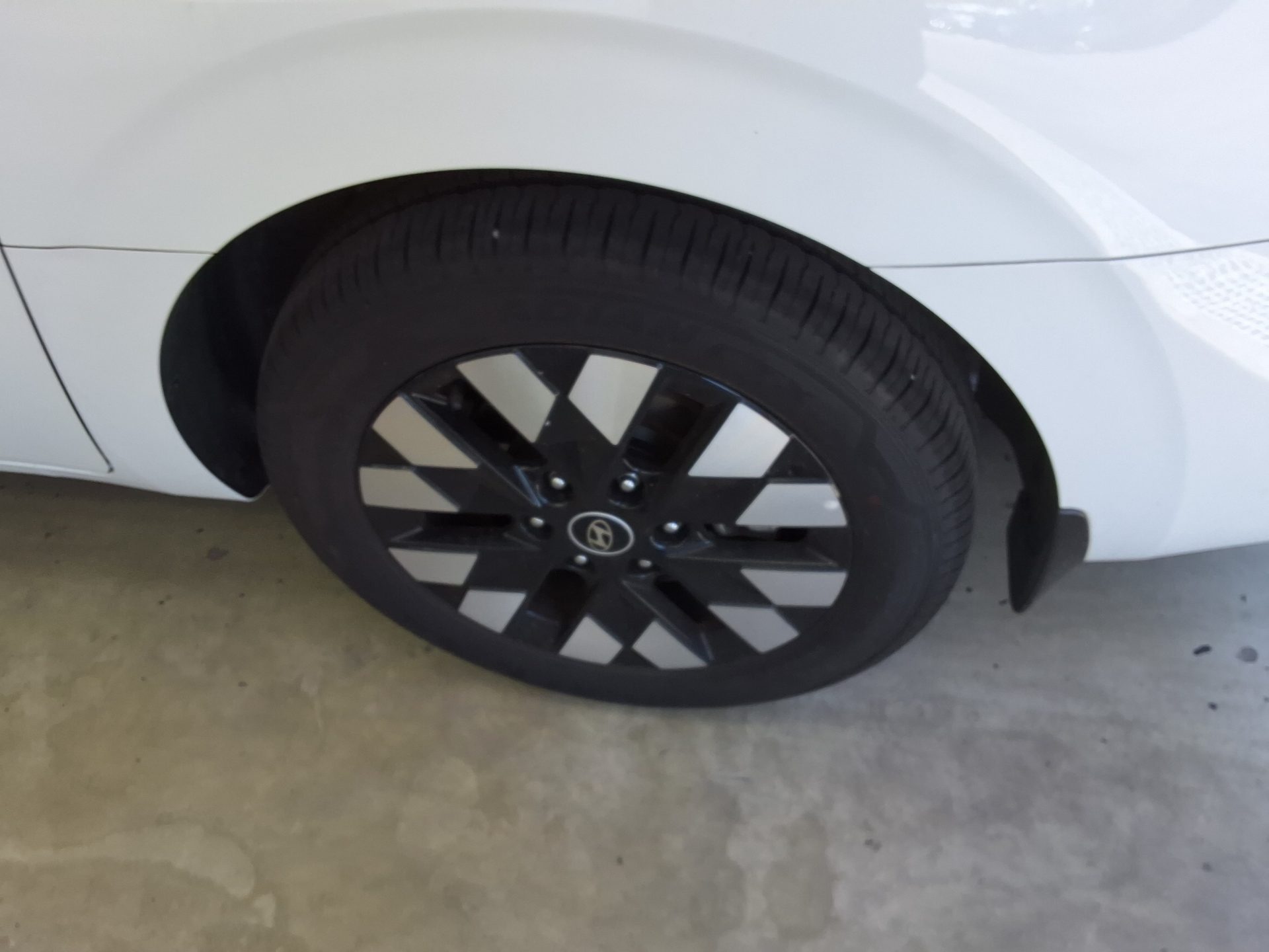 2025 - hyundai staria