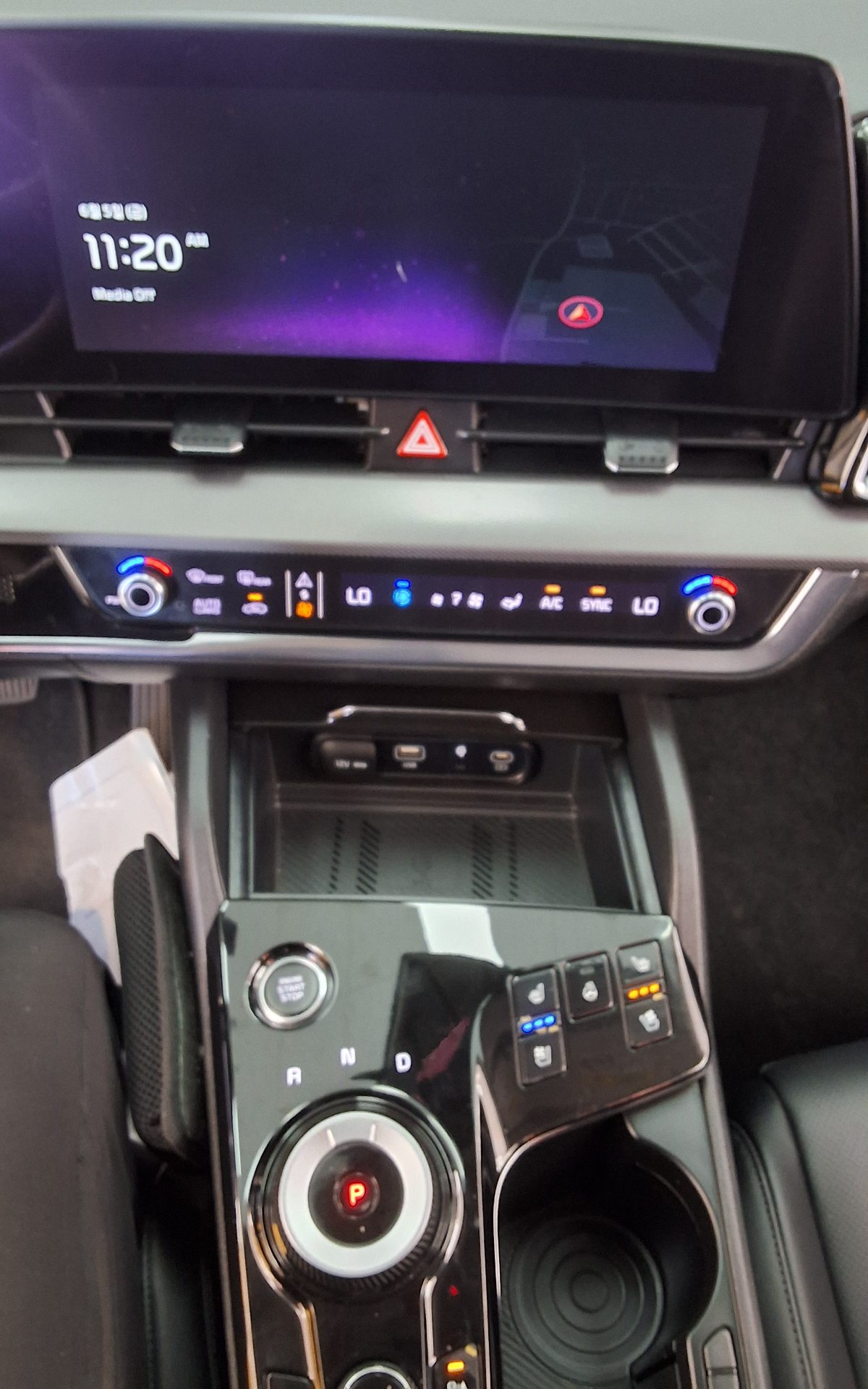 2022 - kia sportage