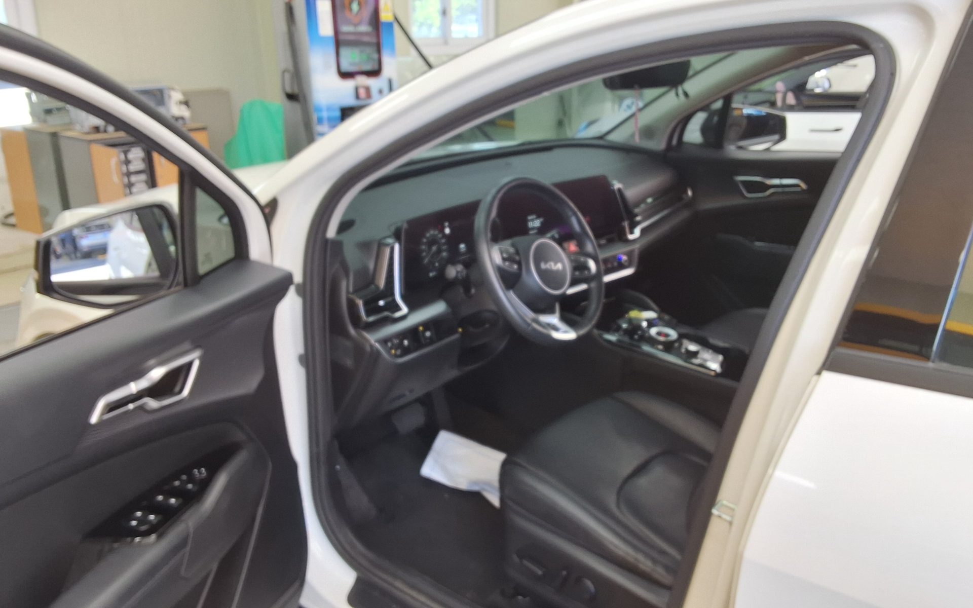 2022 - kia sportage