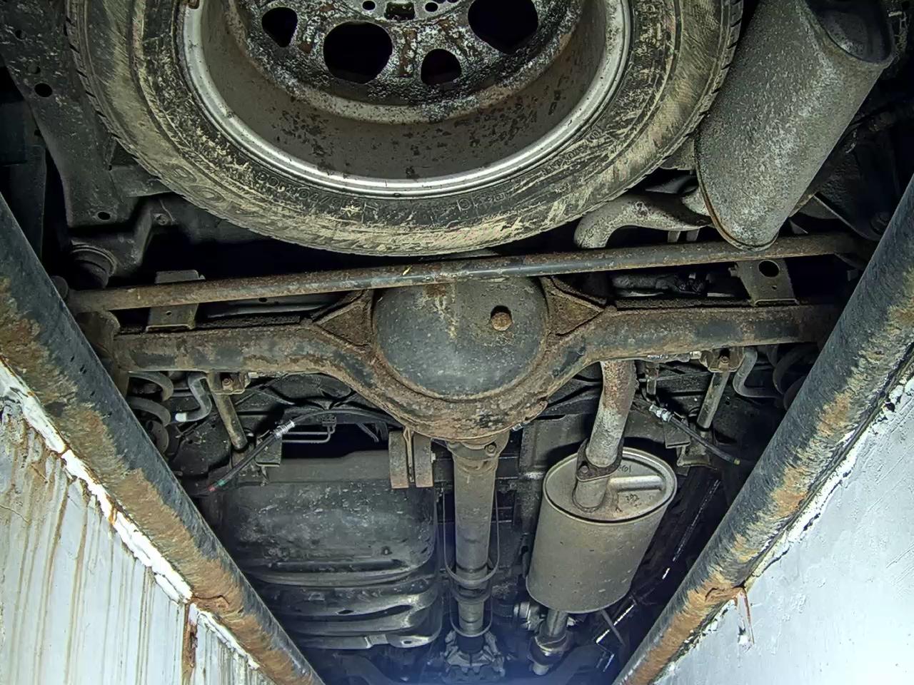 2009 - hyundai grand starex