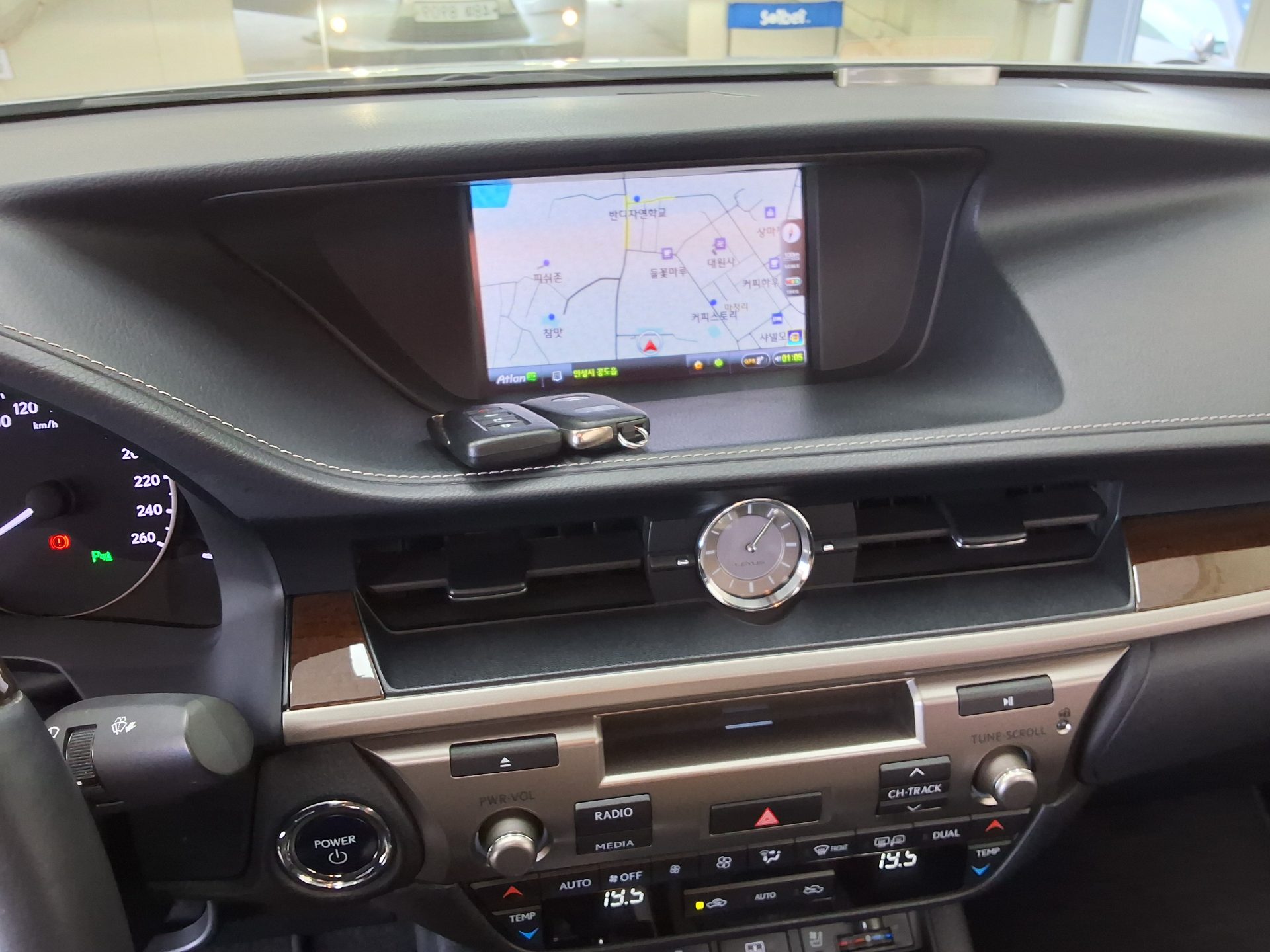 2013 - lexus es