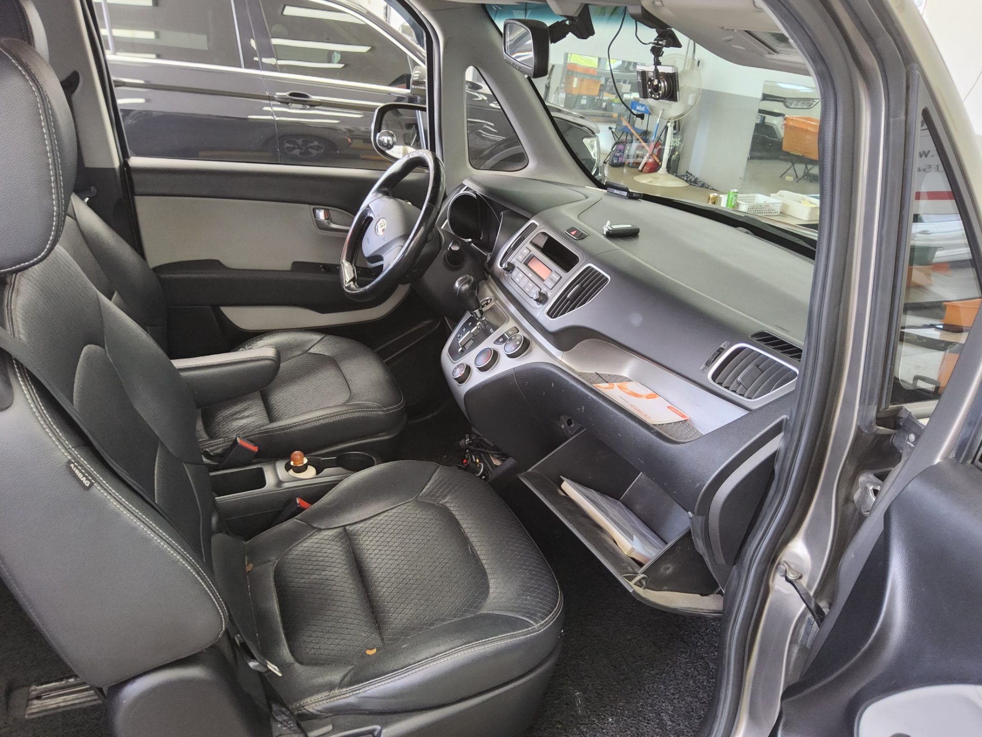2014 - kia ray