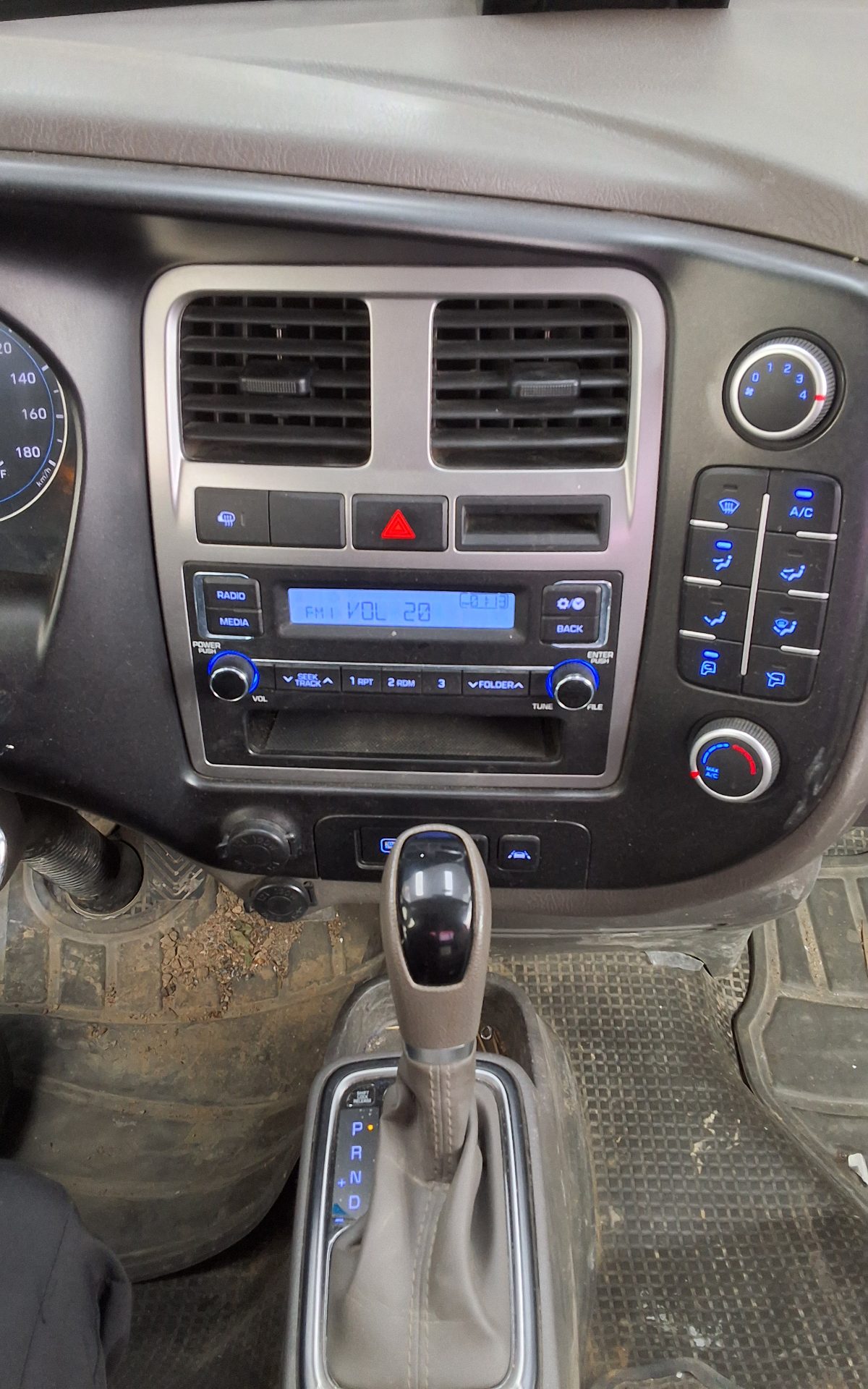 2022 - hyundai porter