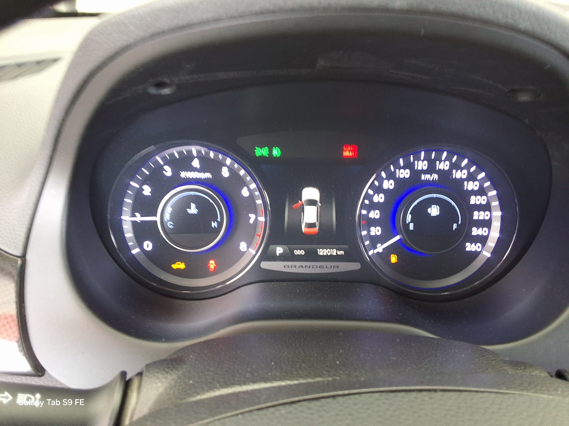 2012 - hyundai grandeur