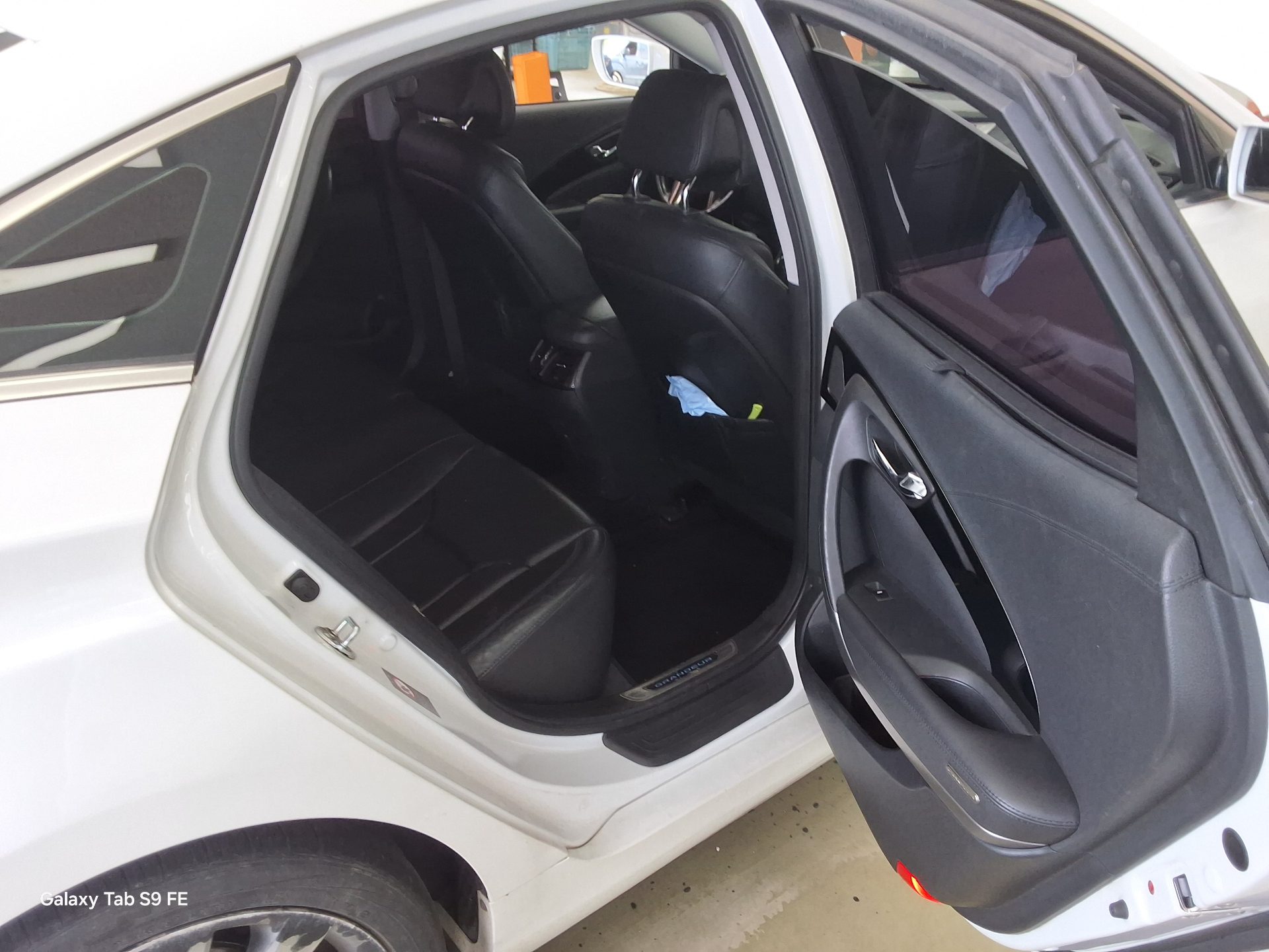 2012 - hyundai grandeur