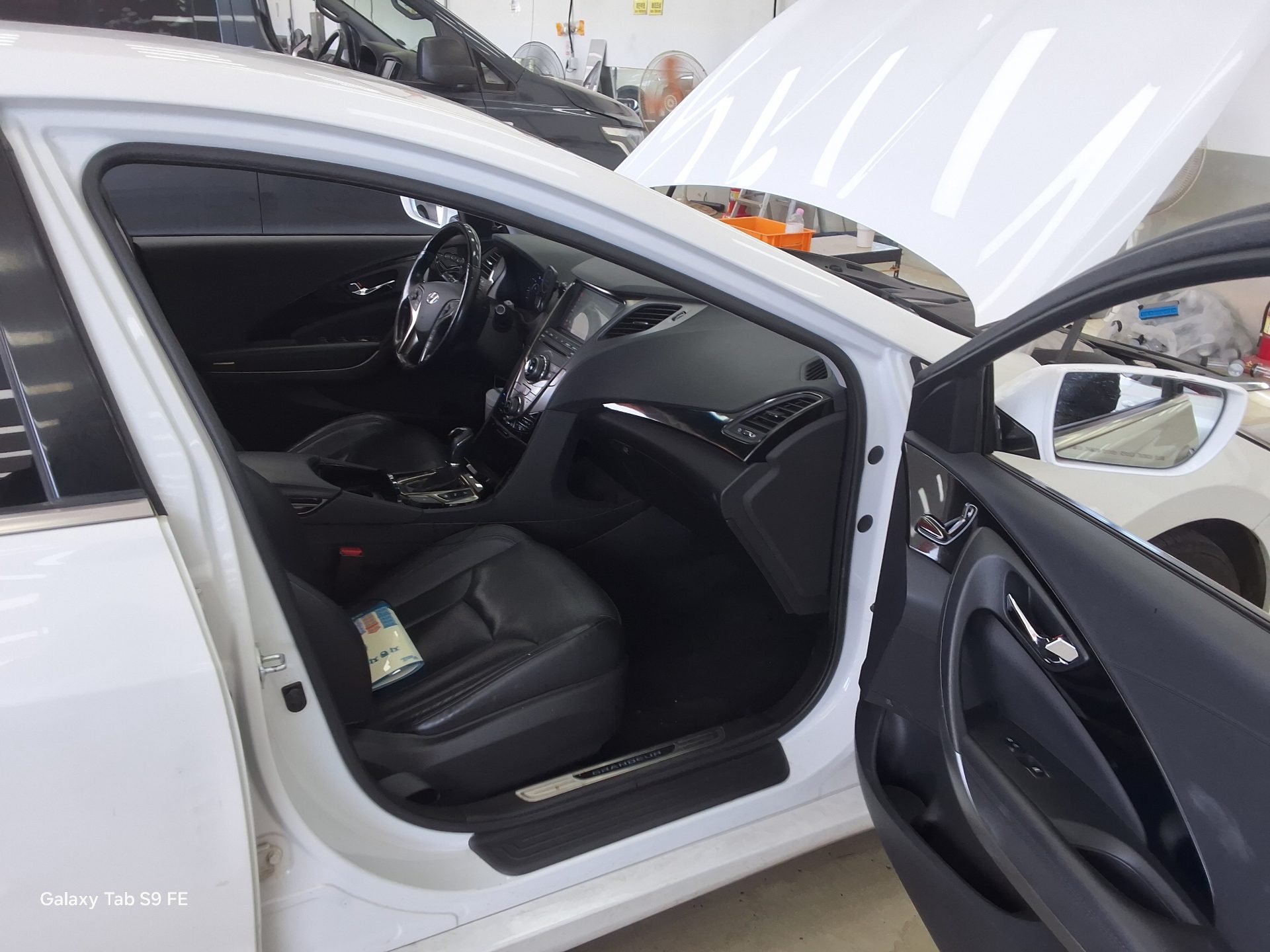 2012 - hyundai grandeur