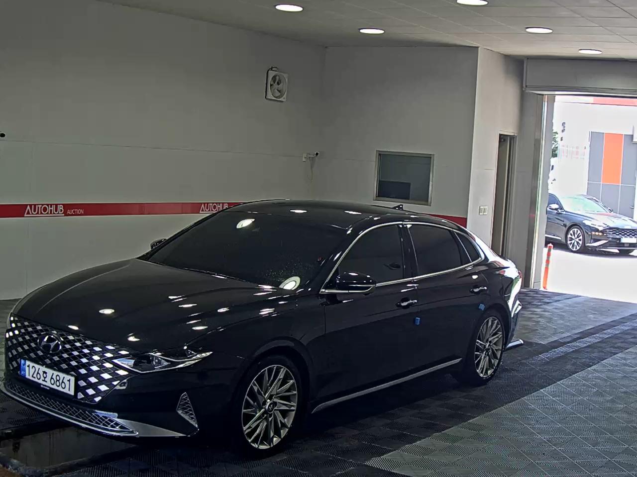 HYUNDAI GRANDEUR CALLRAPHY