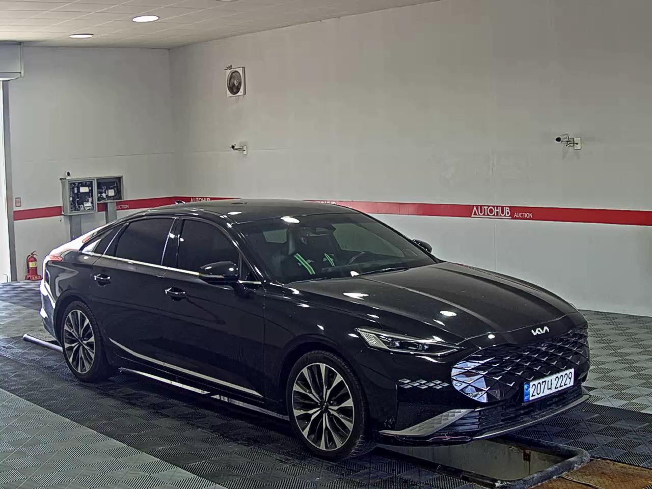 2022 - kia k8