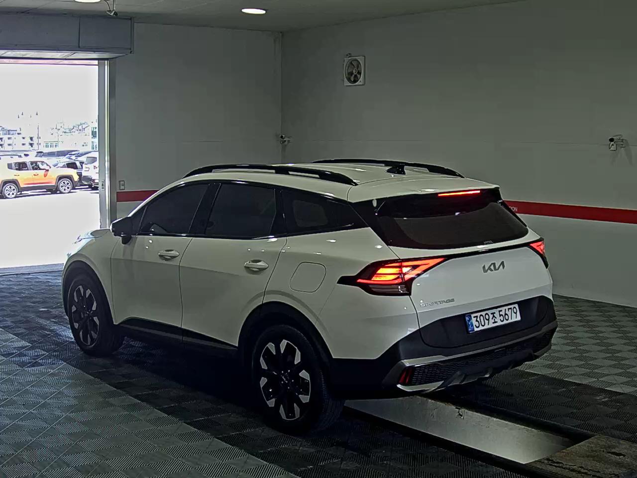 2022 - kia sportage