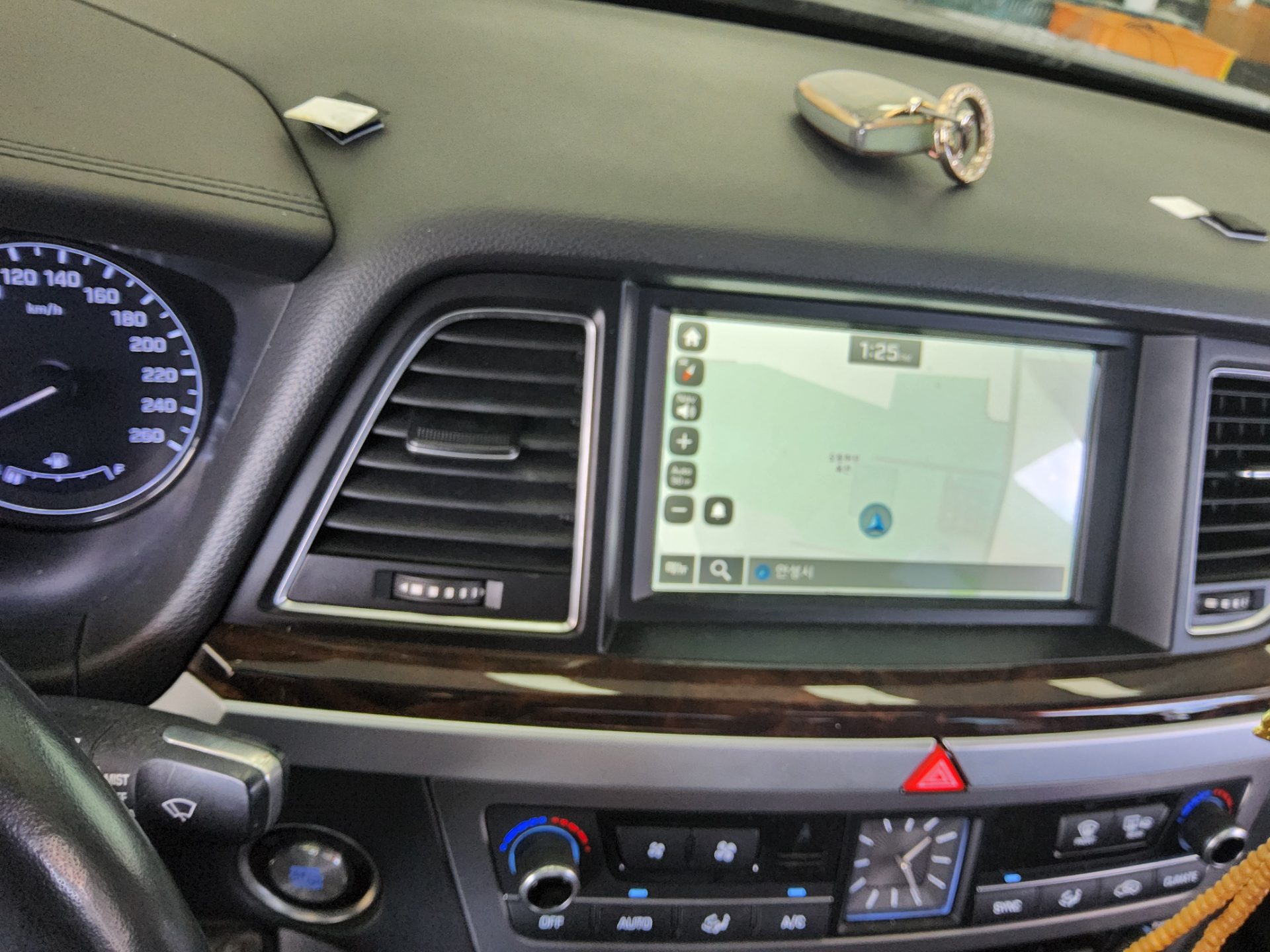 2014 - hyundai g330