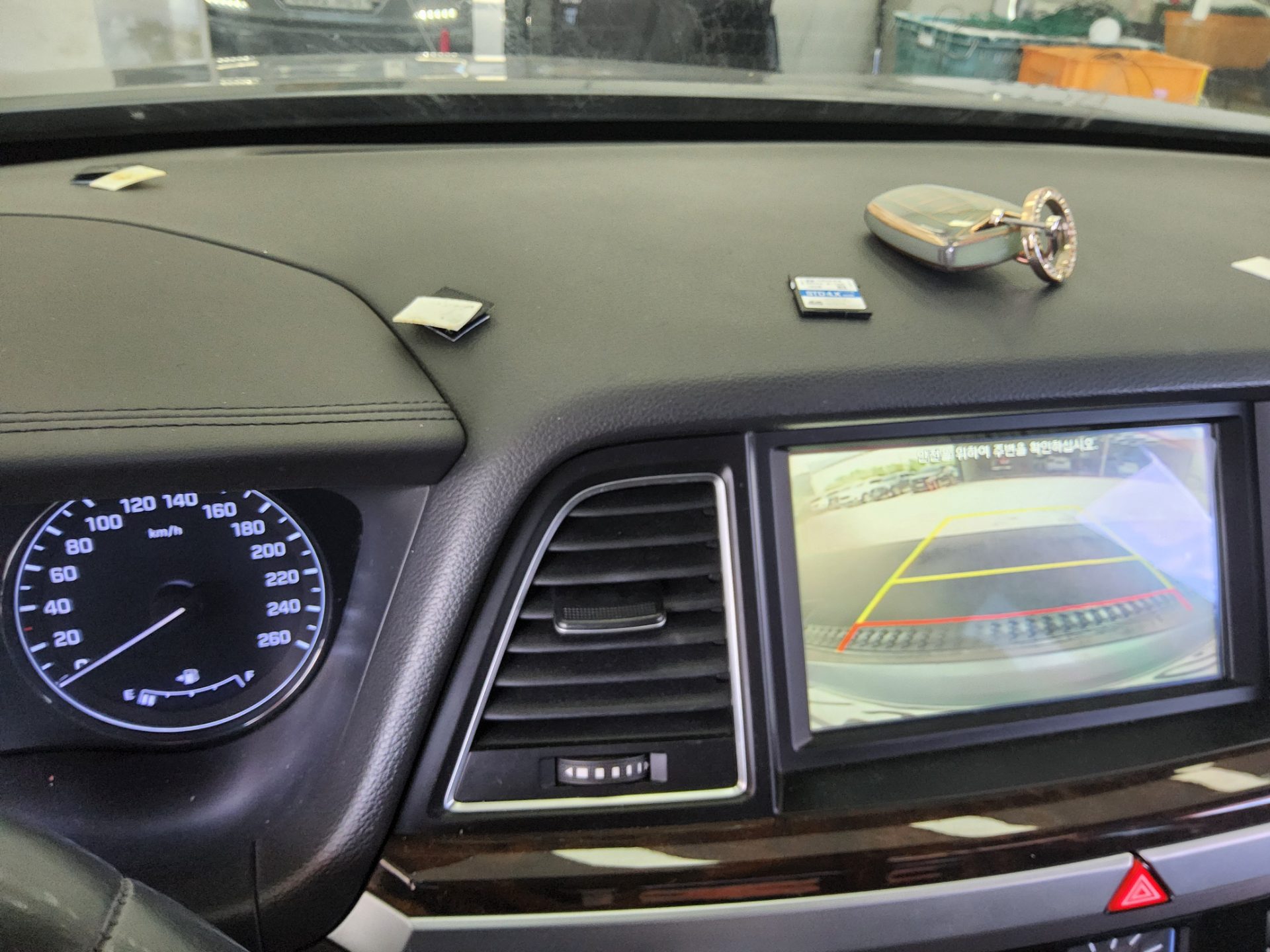2014 - hyundai g330