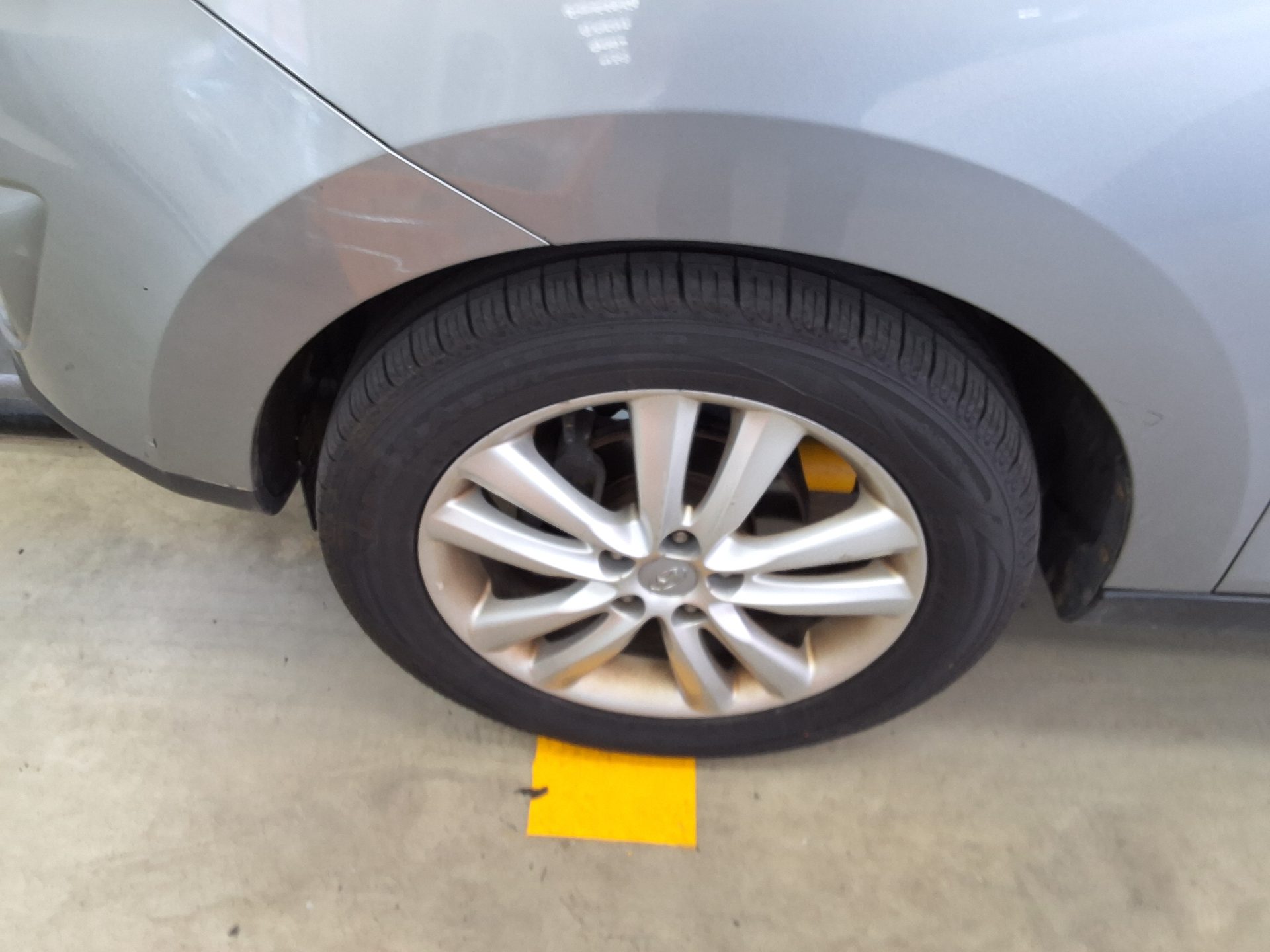 2010 - hyundai tucson