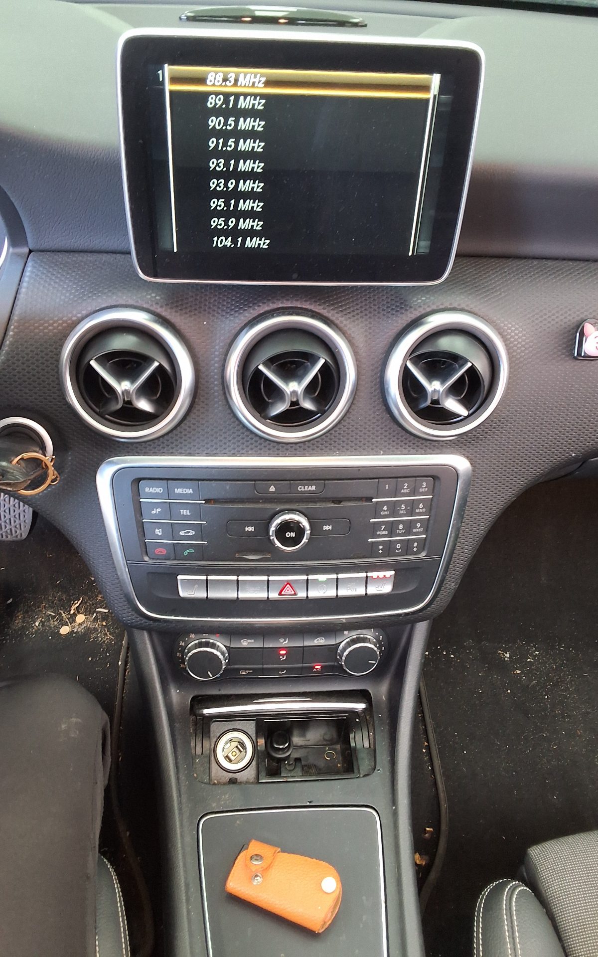 2016 - mercedes-benz a200