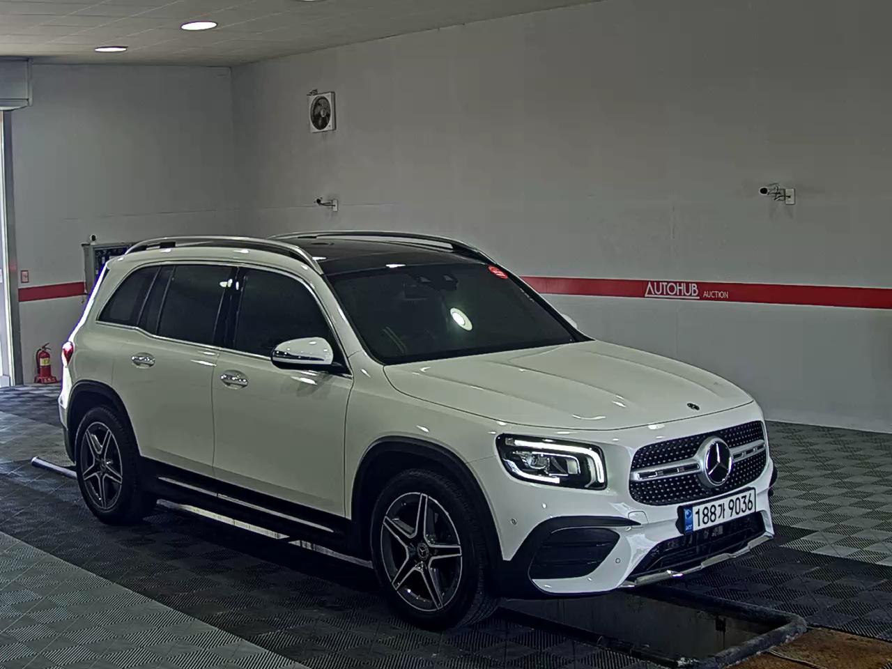2022 - mercedes-benz glb 250