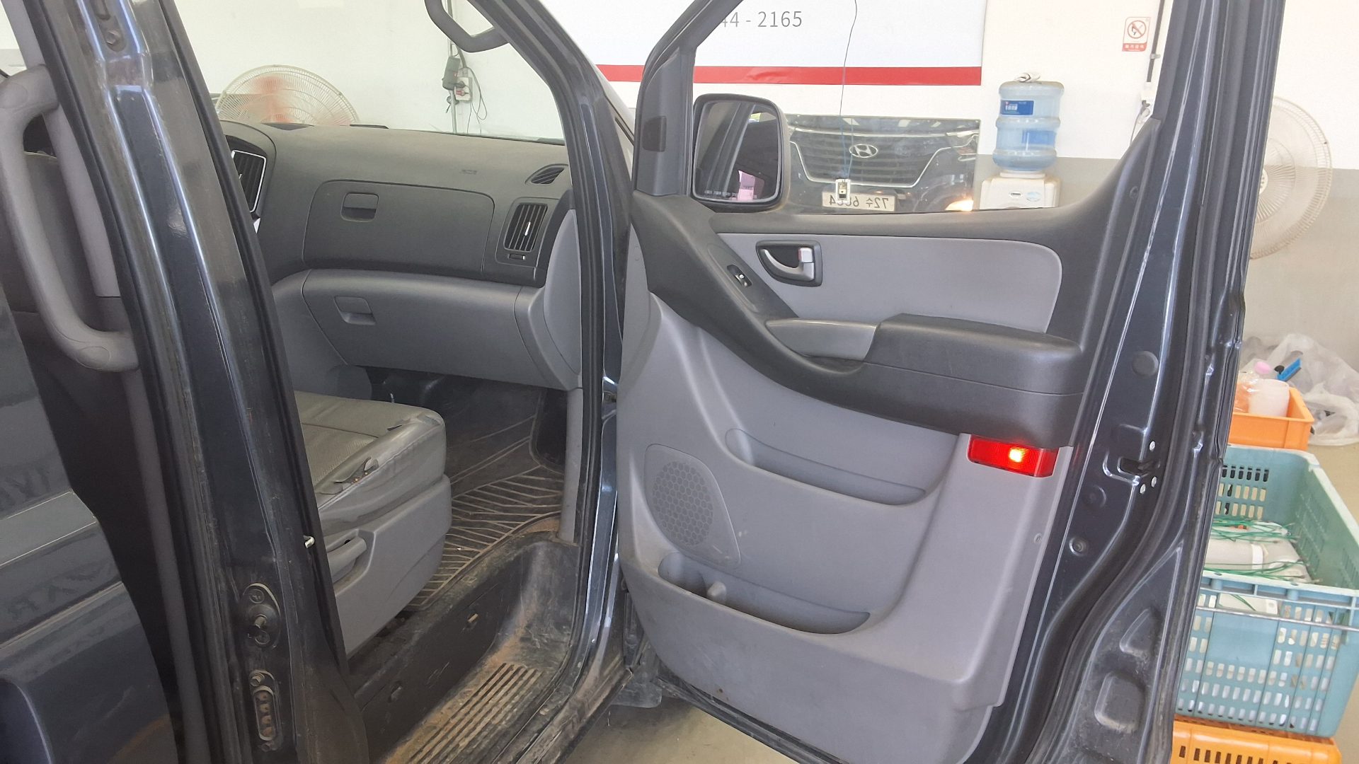 2018 - hyundai grand starex