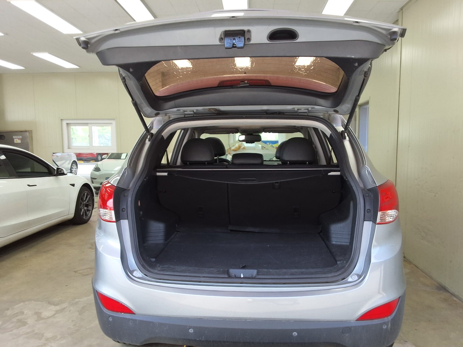 2010 - hyundai tucson