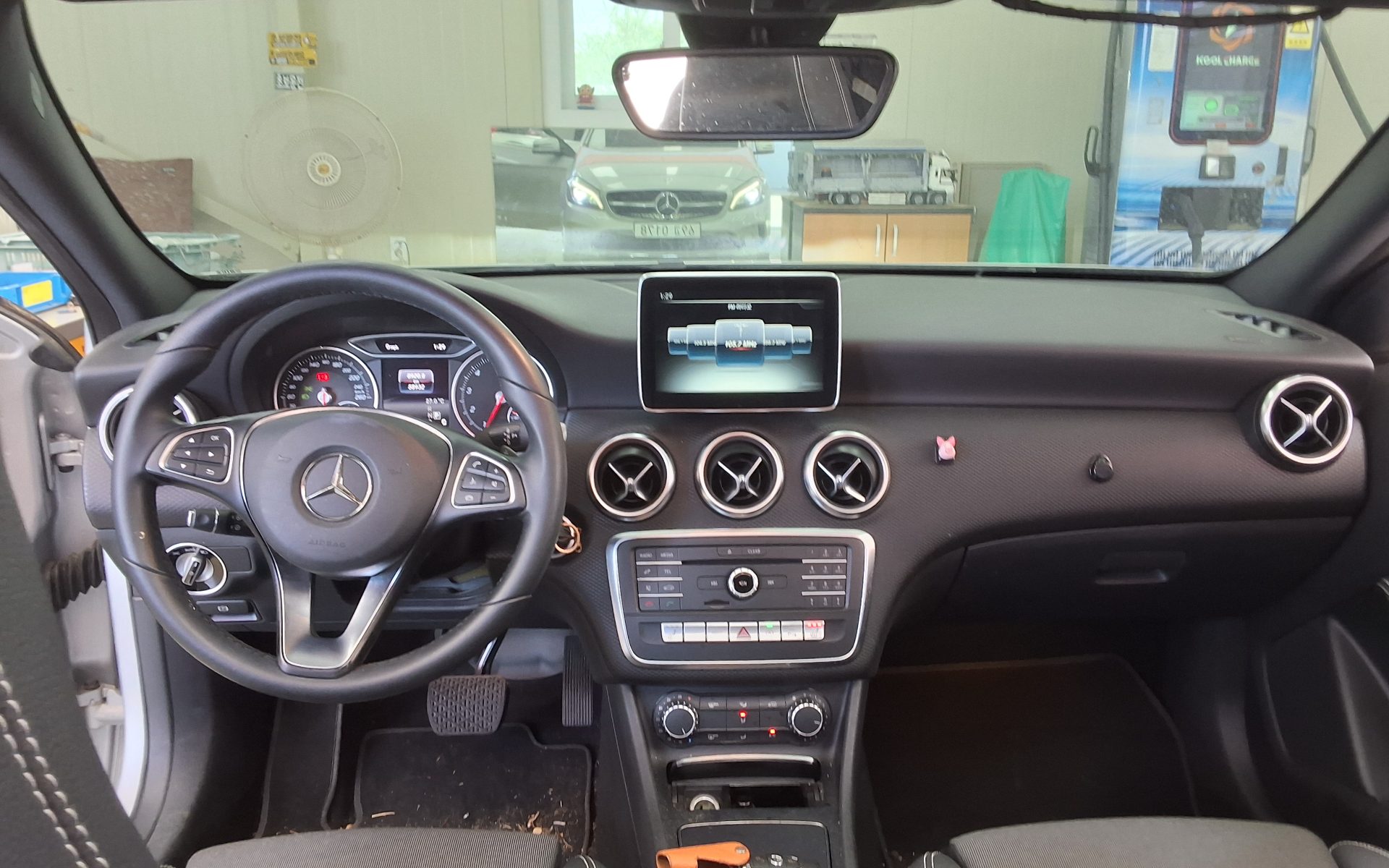 2016 - mercedes-benz a200