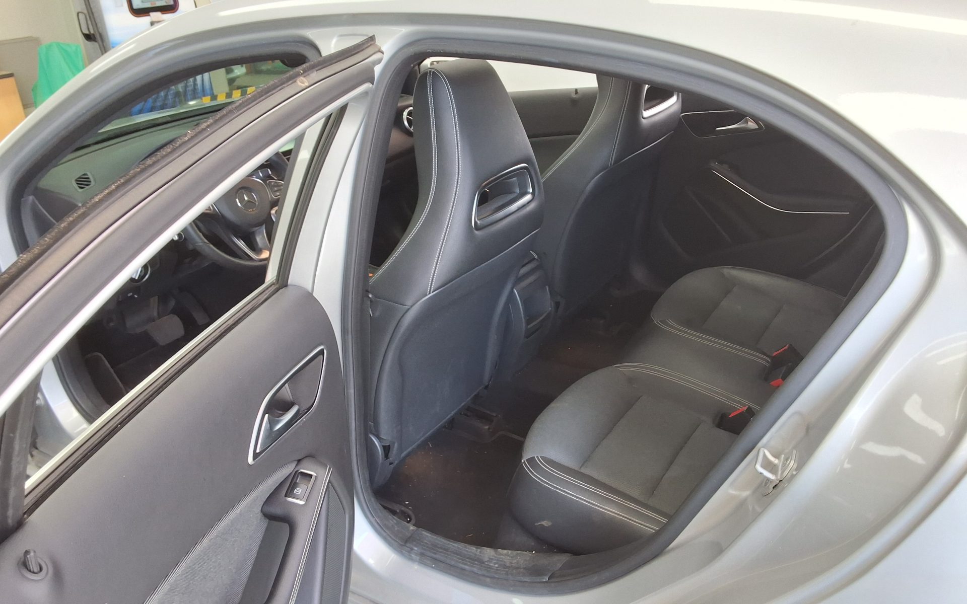 2016 - mercedes-benz a200